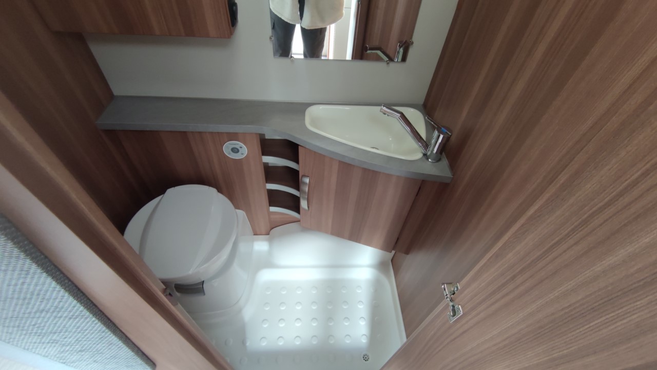 CARAVANA OCASIÓ WEINSBERG CARAONE 480 QDK