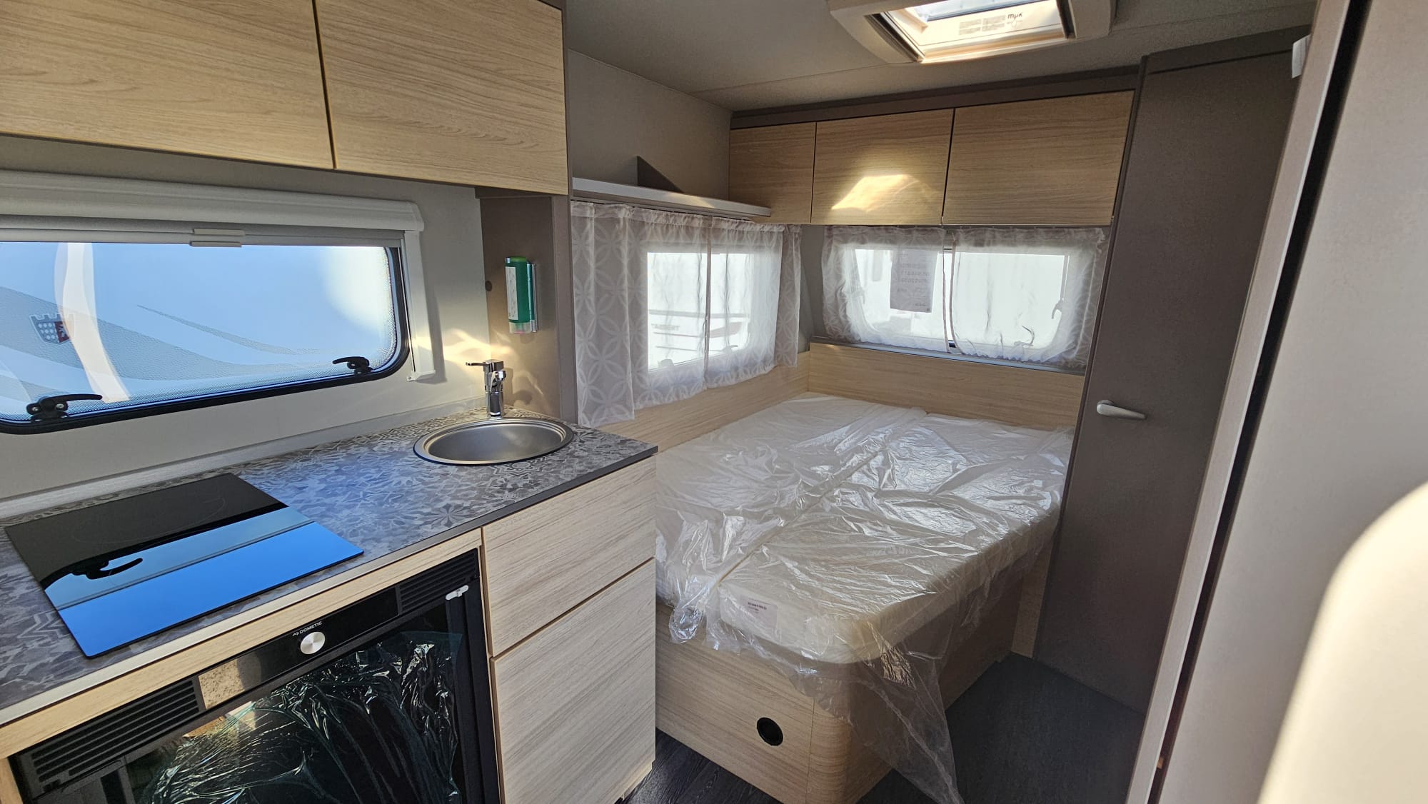 CARAVANA WEINSBERG CARACITO 450 FU