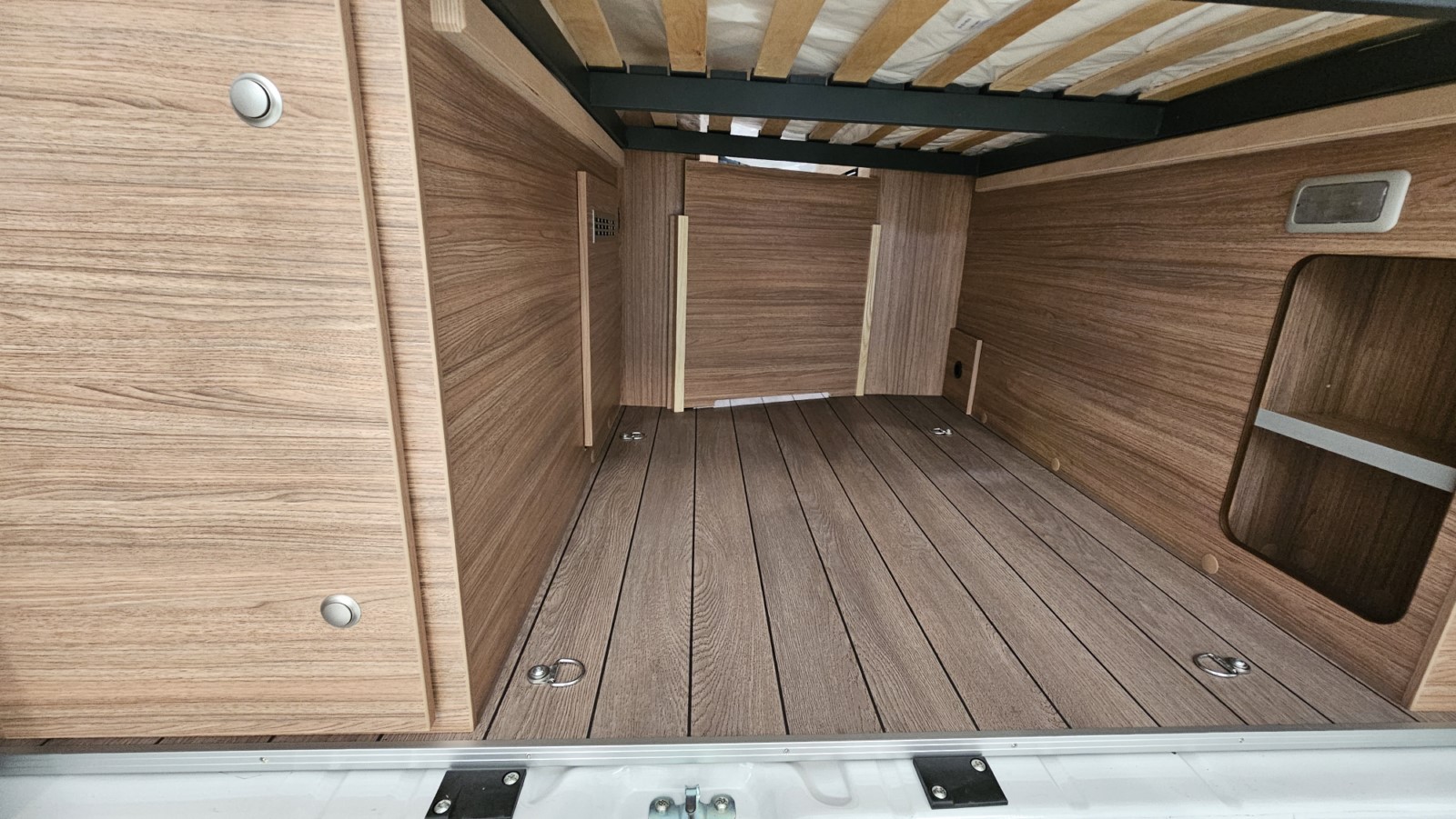 CAMPER WEINSBERG CARABUS 540 MQ