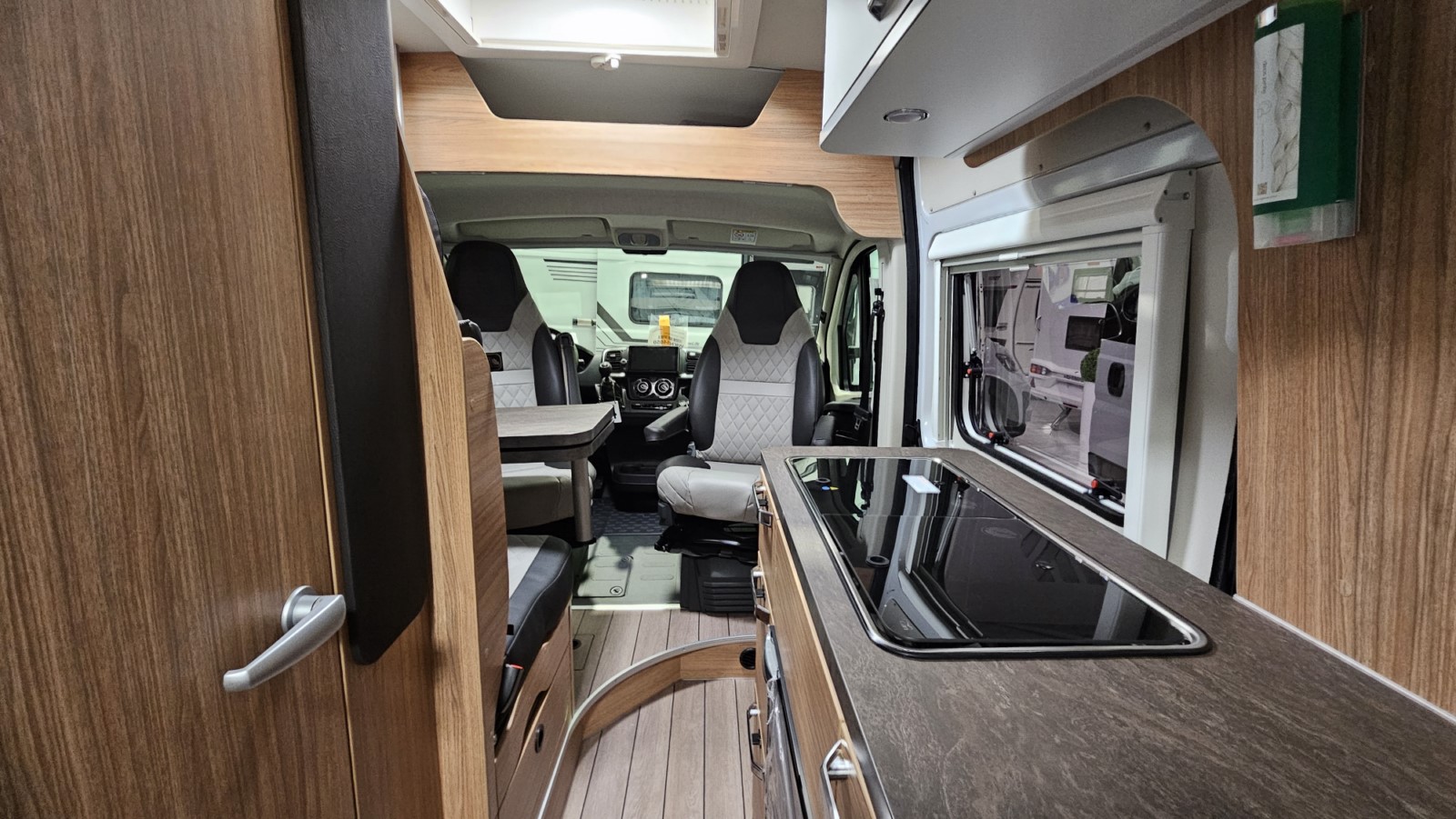 CAMPER WEINSBERG CARABUS 540 MQ