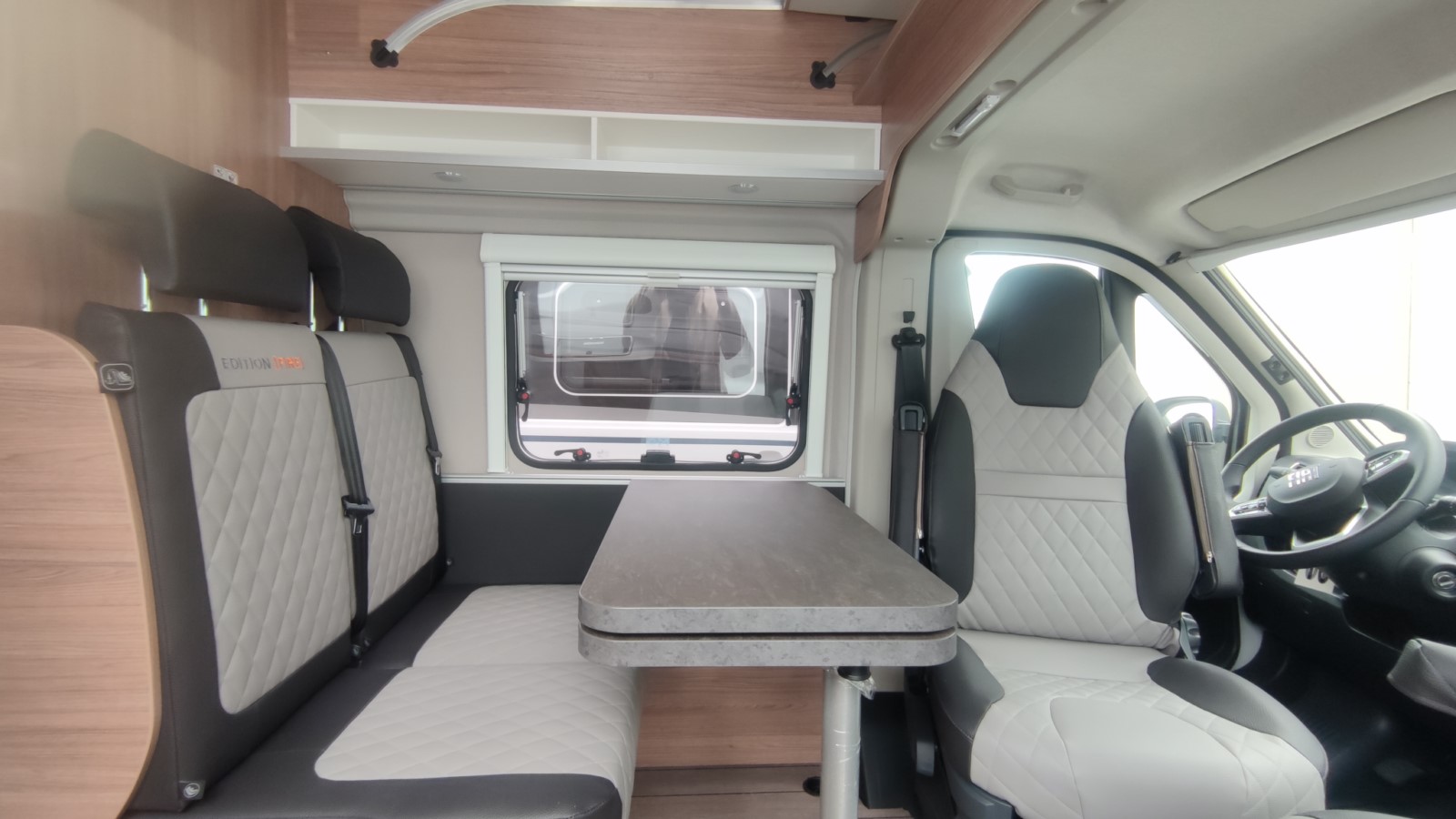 CAMPER WEINSBERG CARABUS 600 MHQ