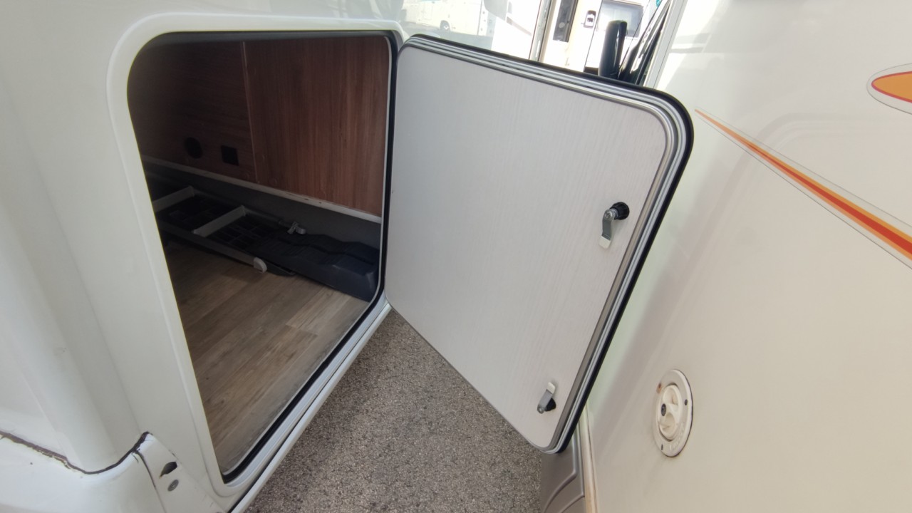 AUTOCARAVANA OCASIÓ PILOTE P746C