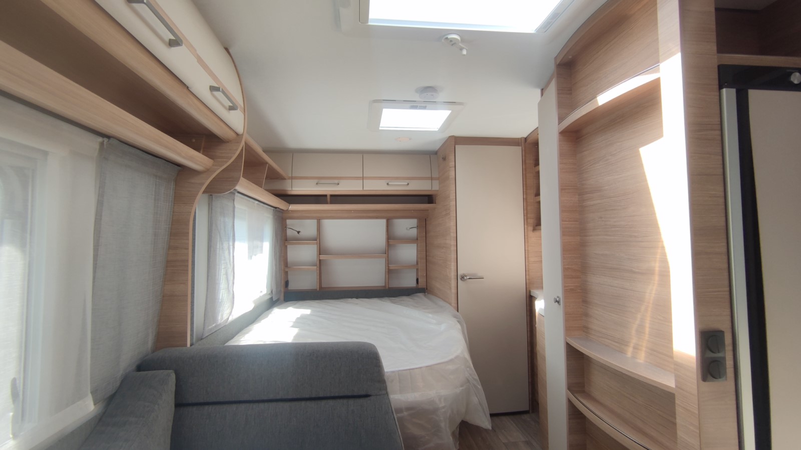 CARAVANA FENDT BIANCO ACTIV 390 FHS