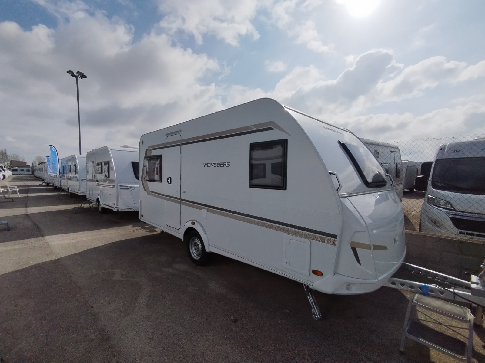 CARAVANA WEINSBERG CARAONE 450 FU