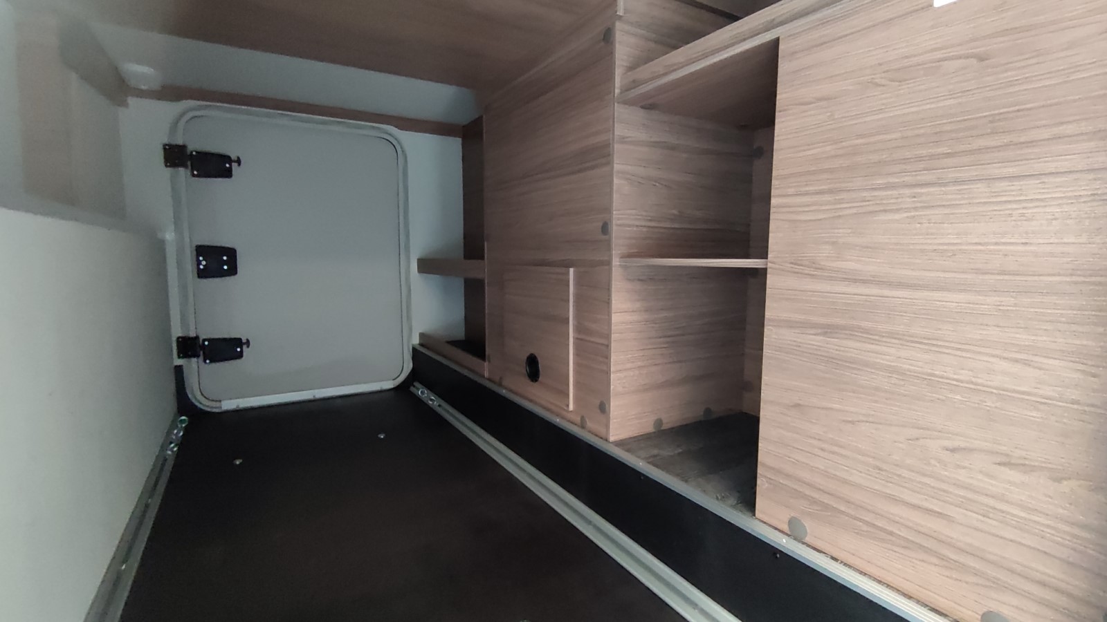 AUTOCARAVANA KNAUS LIVE I 650 MEG