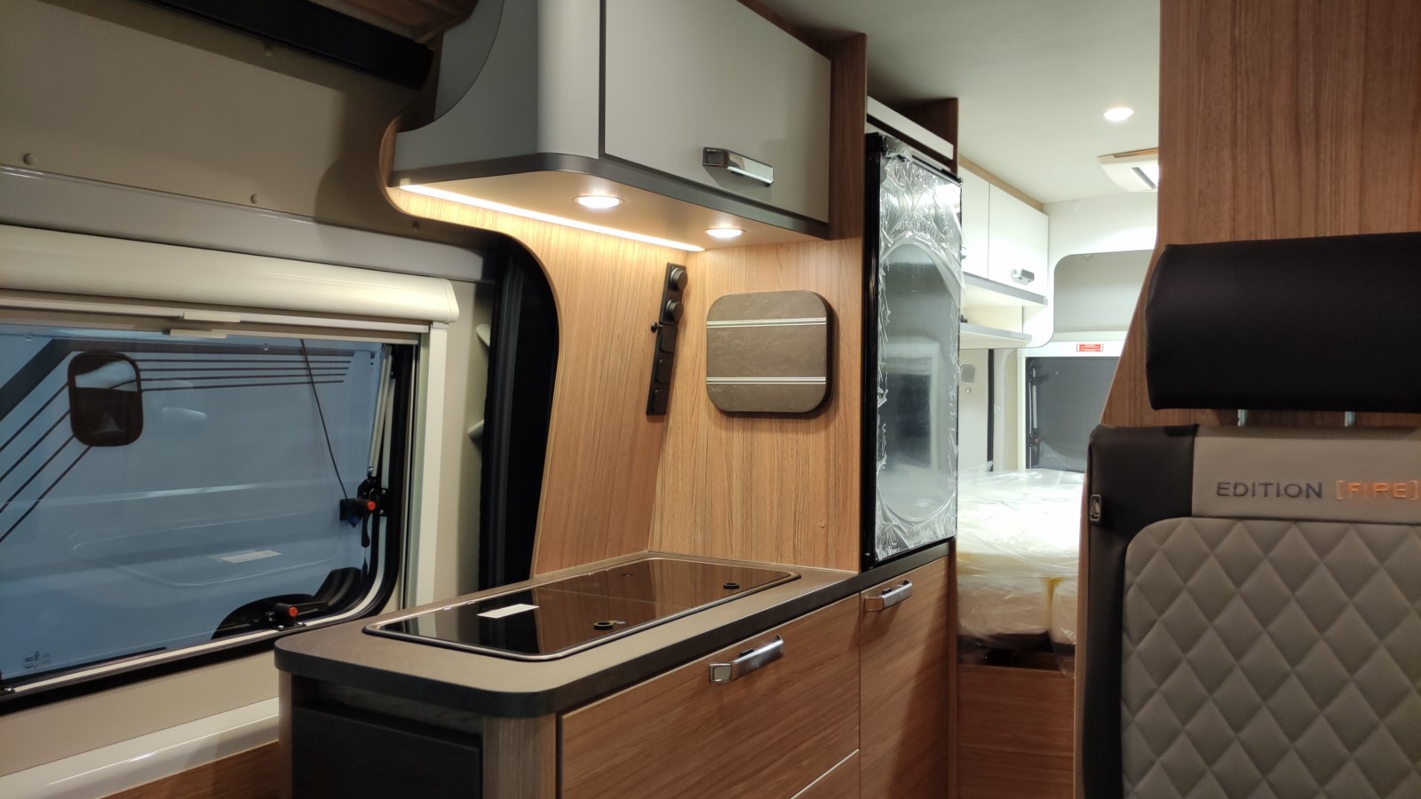 CAMPER WEINSBERG CARABUS 600 MQ EDITION FIRE