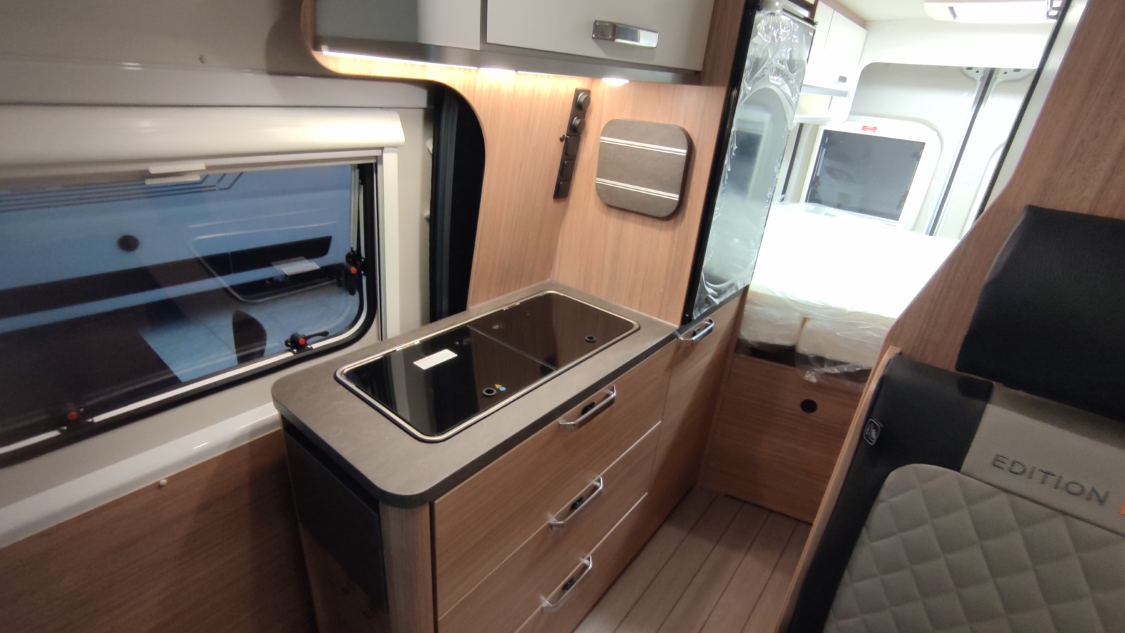 CAMPER WEINSBERG CARABUS 600 MQ EDITION FIRE