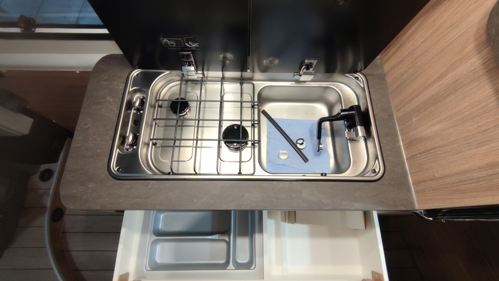 CAMPER WEINSBERG CARABUS 600 MQ EDITION FIRE