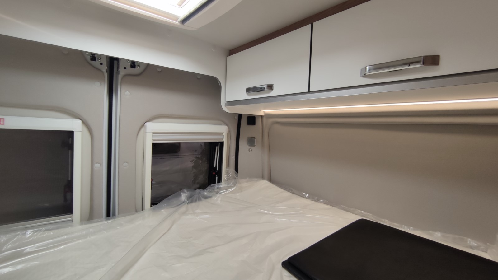 CAMPER WEINSBERG CARABUS 600 MQ EDITION FIRE