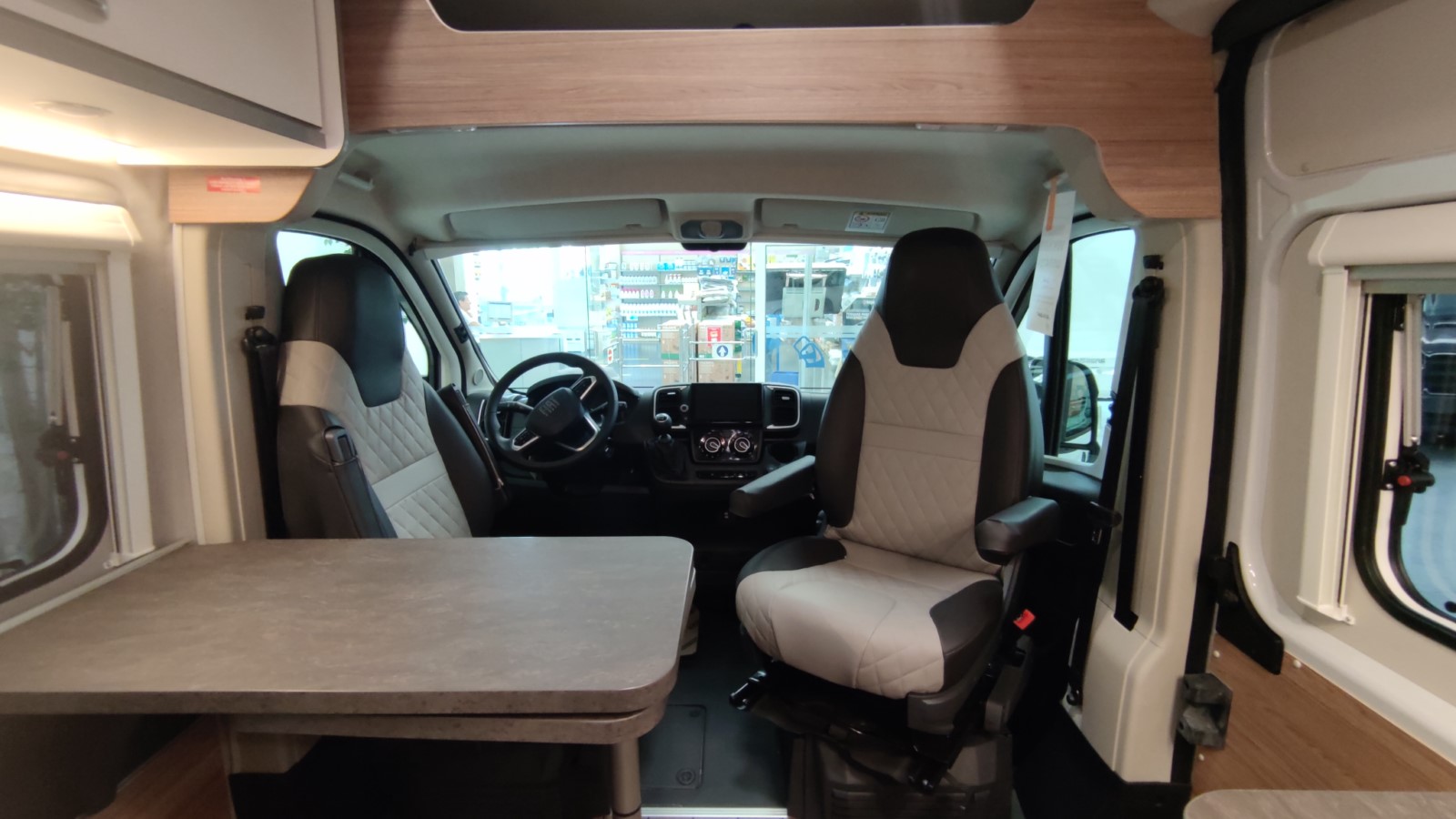 CAMPER WEINSBERG CARABUS 600 MQ EDITION FIRE