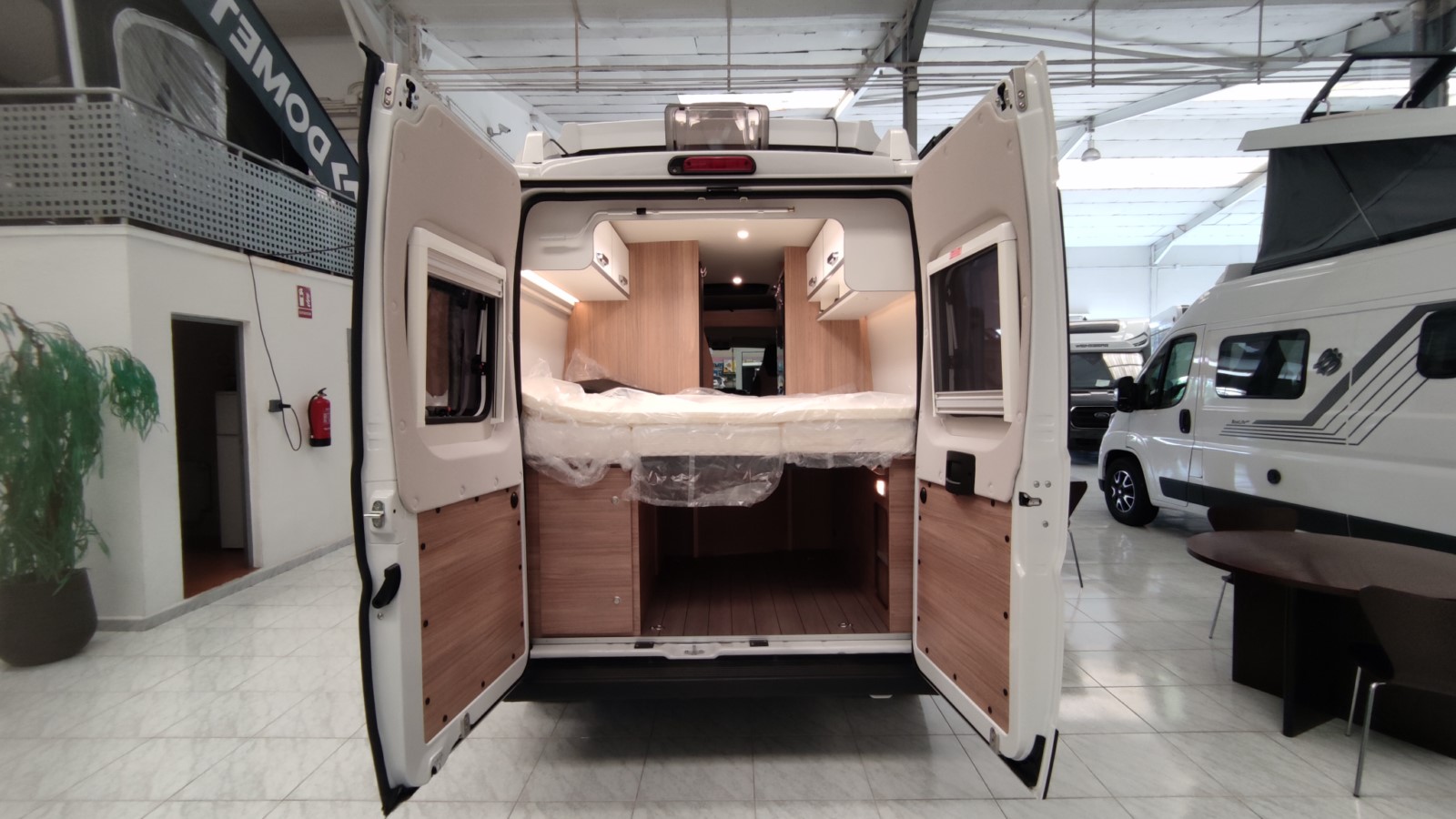 CAMPER WEINSBERG CARABUS 600 MQ EDITION FIRE