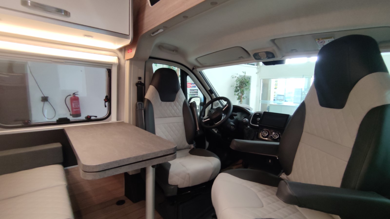 CAMPER WEINSBERG CARABUS 600 MQ EDITION FIRE