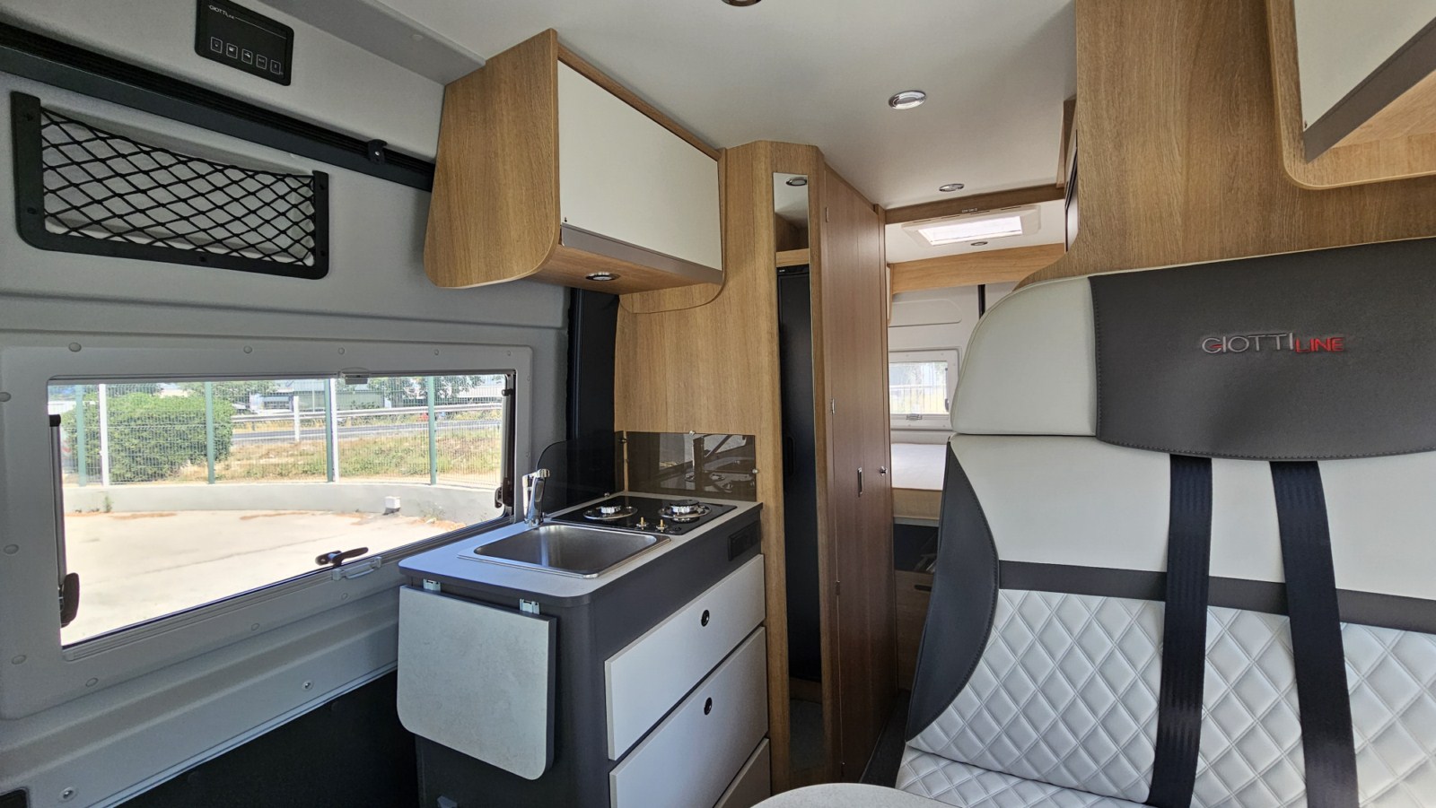 CAMPER GIOTTILINE GIOTTIVAN 60 T AUTOMÁTICA