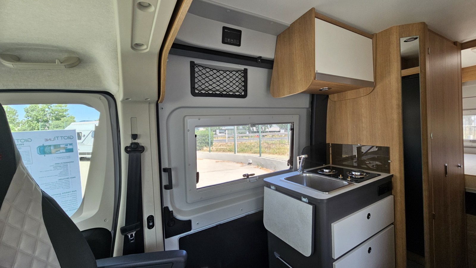 CAMPER GIOTTILINE GIOTTIVAN 60 T AUTOMÁTICA