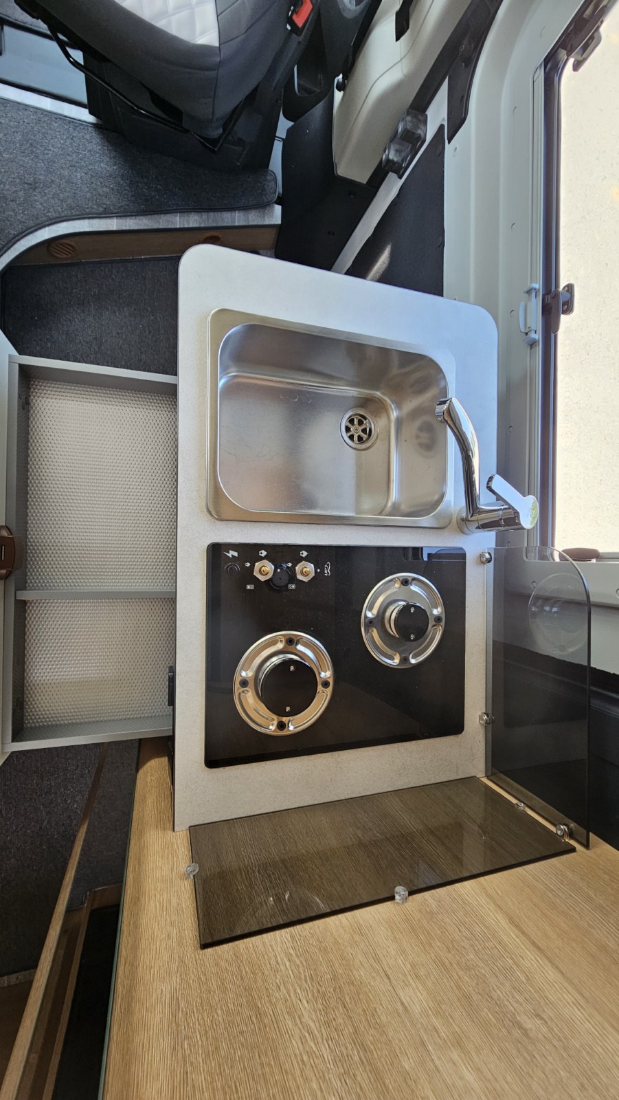 CAMPER GIOTTILINE GIOTTIVAN 60 T AUTOMÁTICA