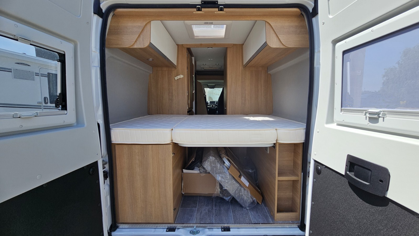 CAMPER GIOTTILINE GIOTTIVAN 60 T AUTOMÁTICA