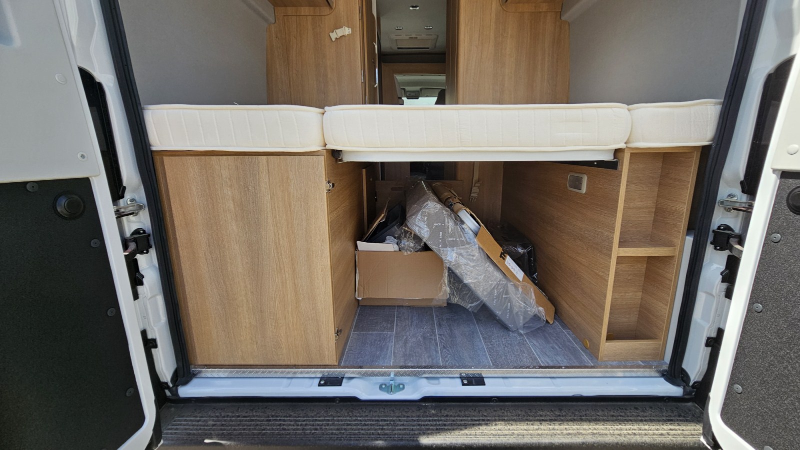 CAMPER GIOTTILINE GIOTTIVAN 60 T AUTOMÁTICA