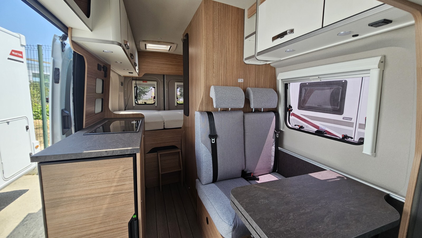 CAMPER WEINSBERG CARABUS 600 MQ FORD