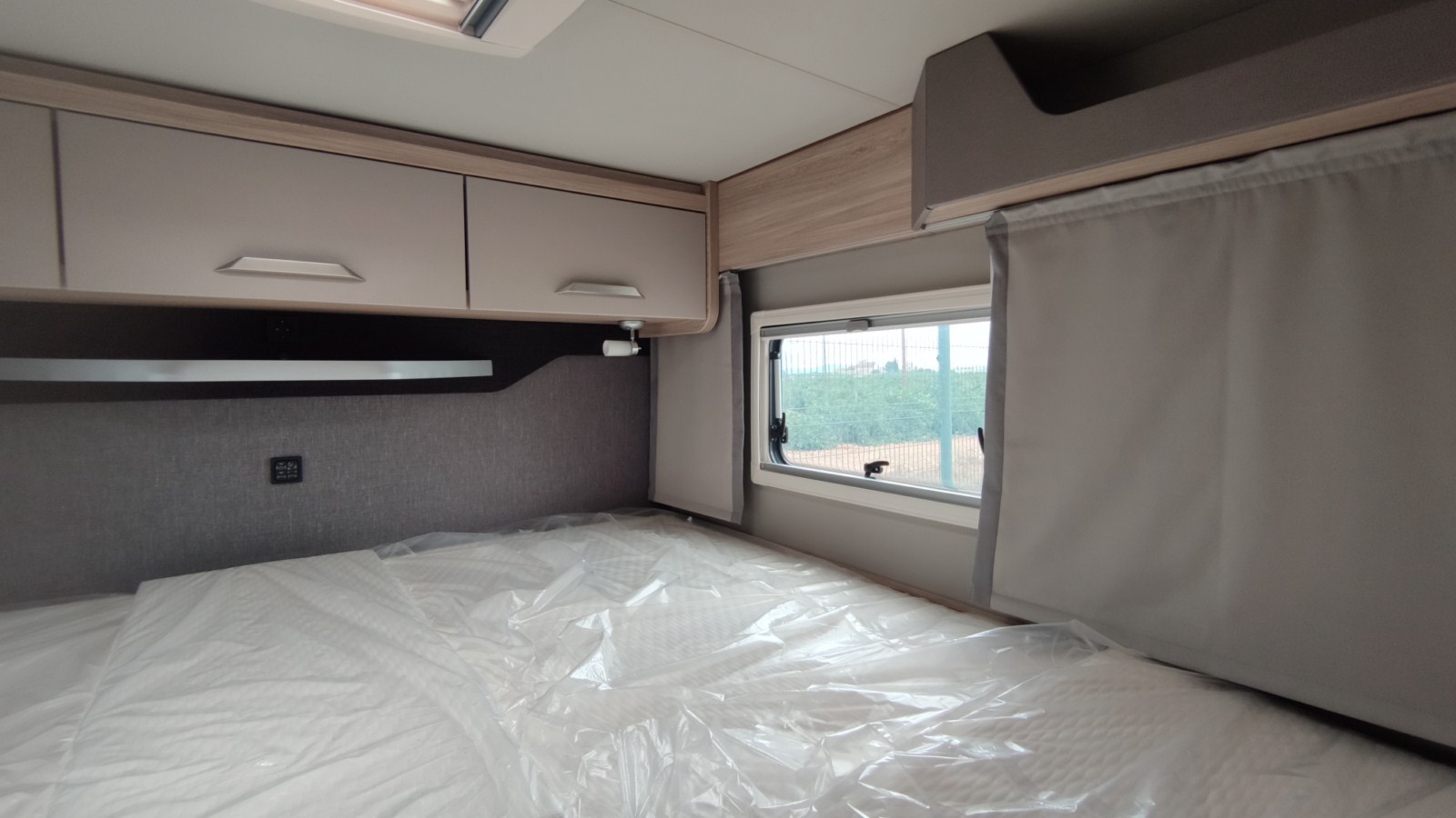 AUTOCARAVANA KNAUS VAN TI PLUS PLATINUM 650 MEG