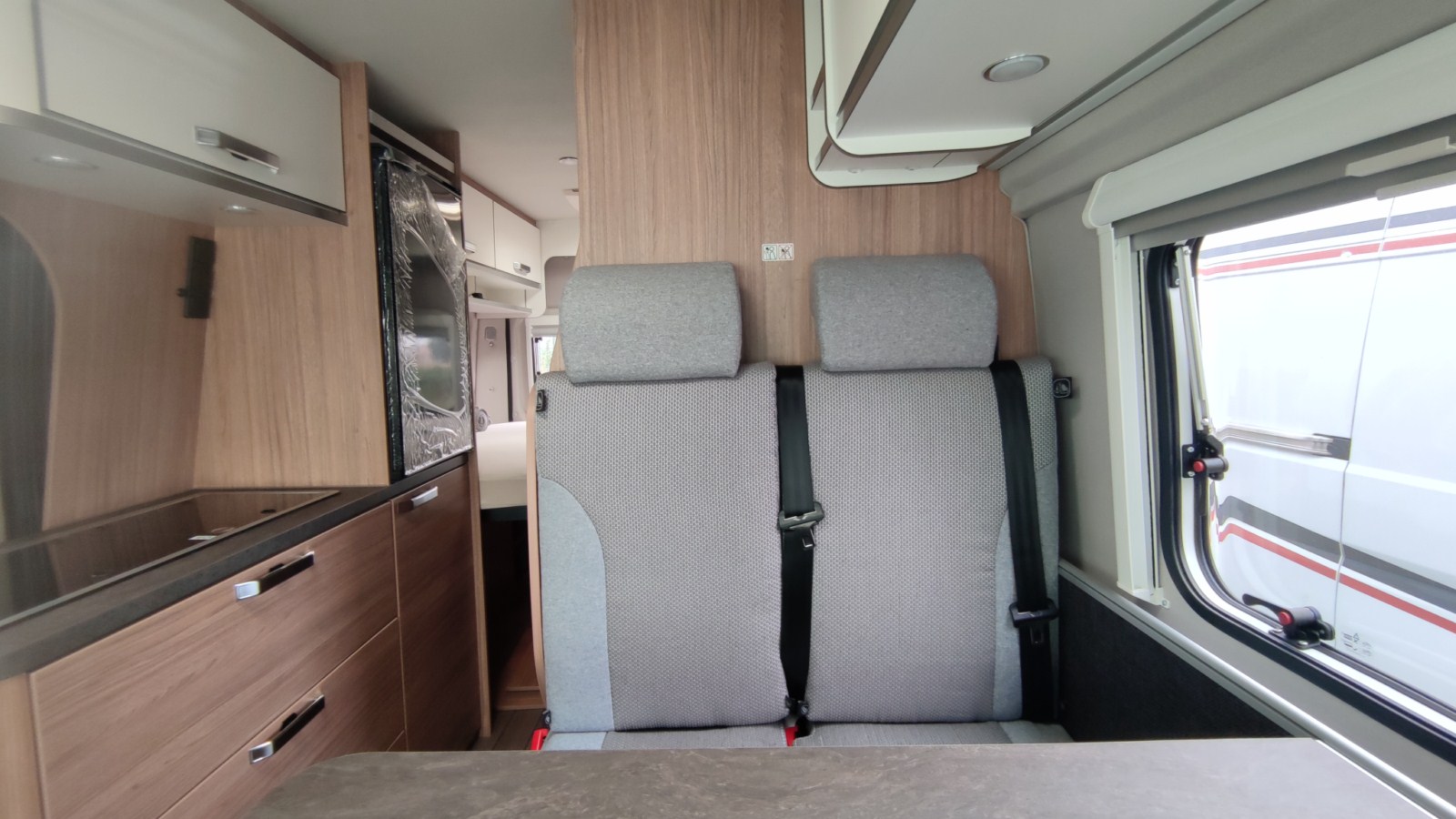 CAMPER WEINSBERG CARABUS 600 MQ