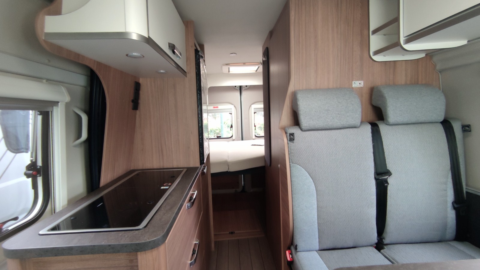 CAMPER WEINSBERG CARABUS 600 MQ