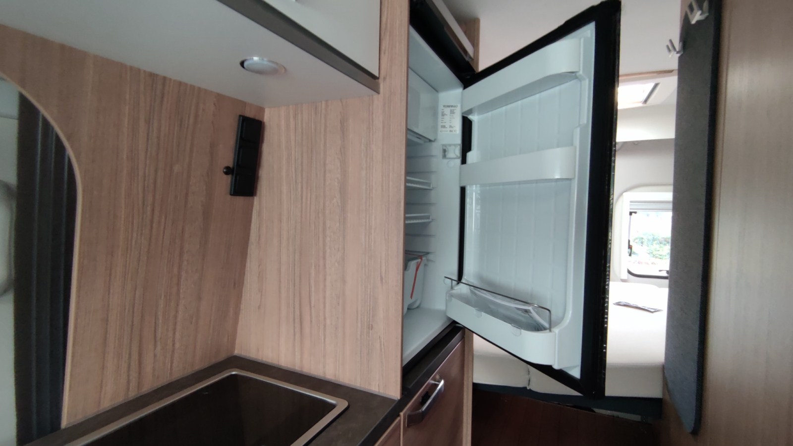 CAMPER WEINSBERG CARABUS 600 MQ