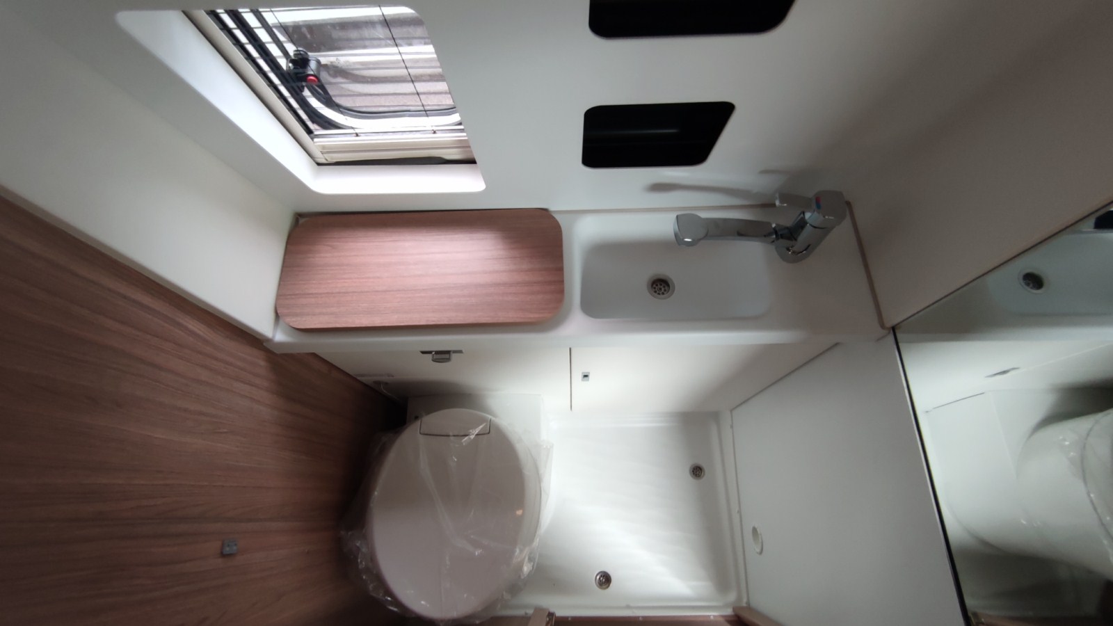 CAMPER WEINSBERG CARABUS 600 MQ