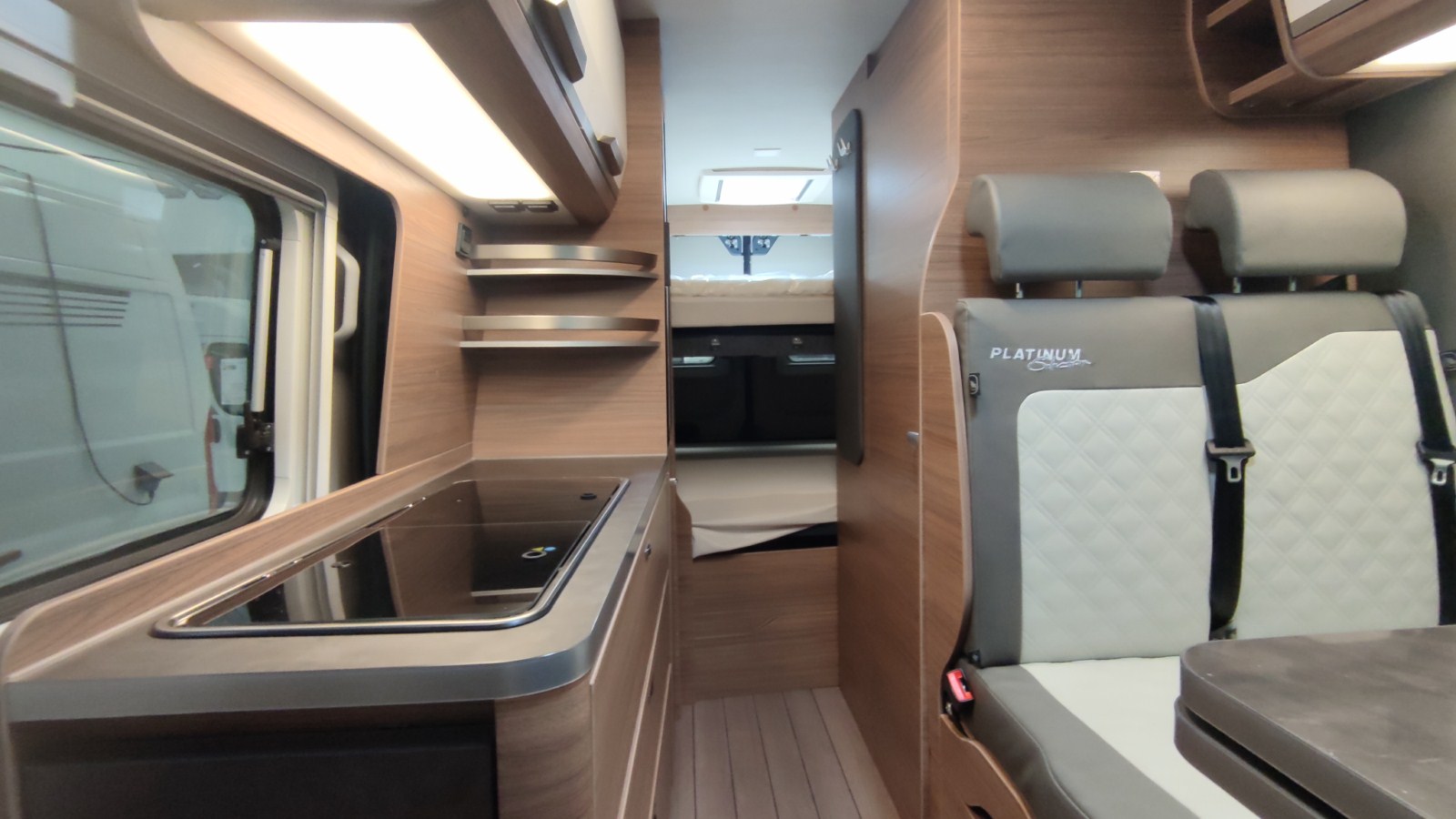 CAMPER BOXLIFE 600 MQ PLATINUM EDITION