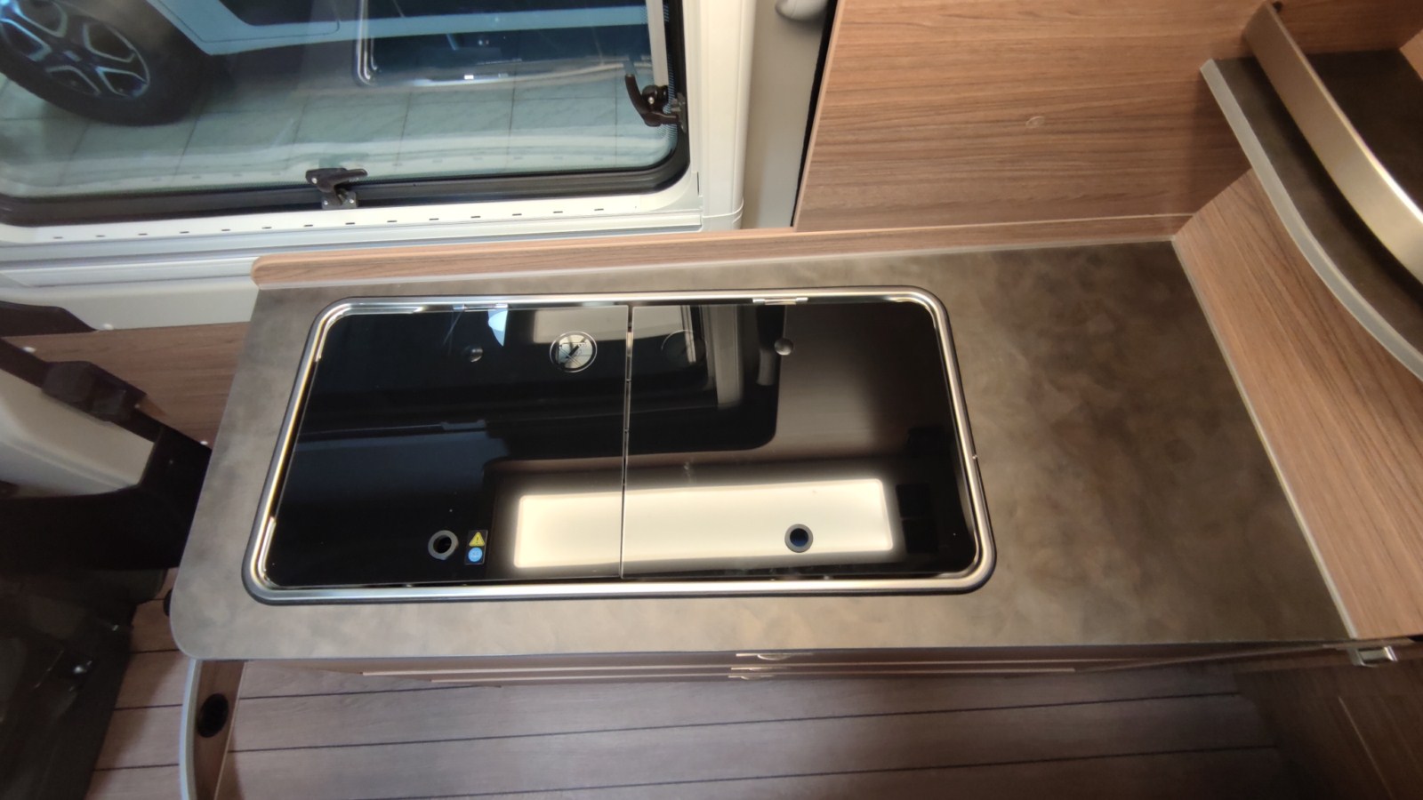 CAMPER BOXLIFE 600 MQ PLATINUM EDITION