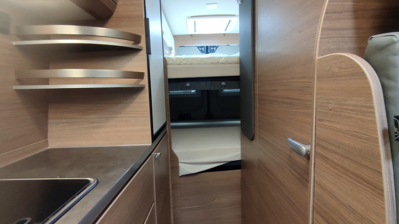 CAMPER BOXLIFE 600 MQ PLATINUM EDITION