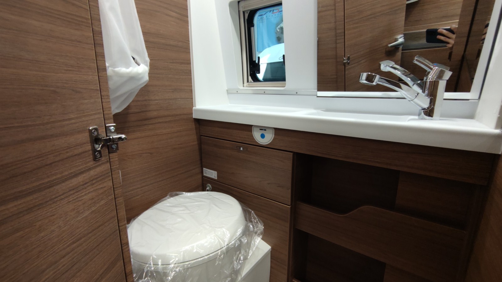 CAMPER BOXLIFE 600 MQ PLATINUM EDITION