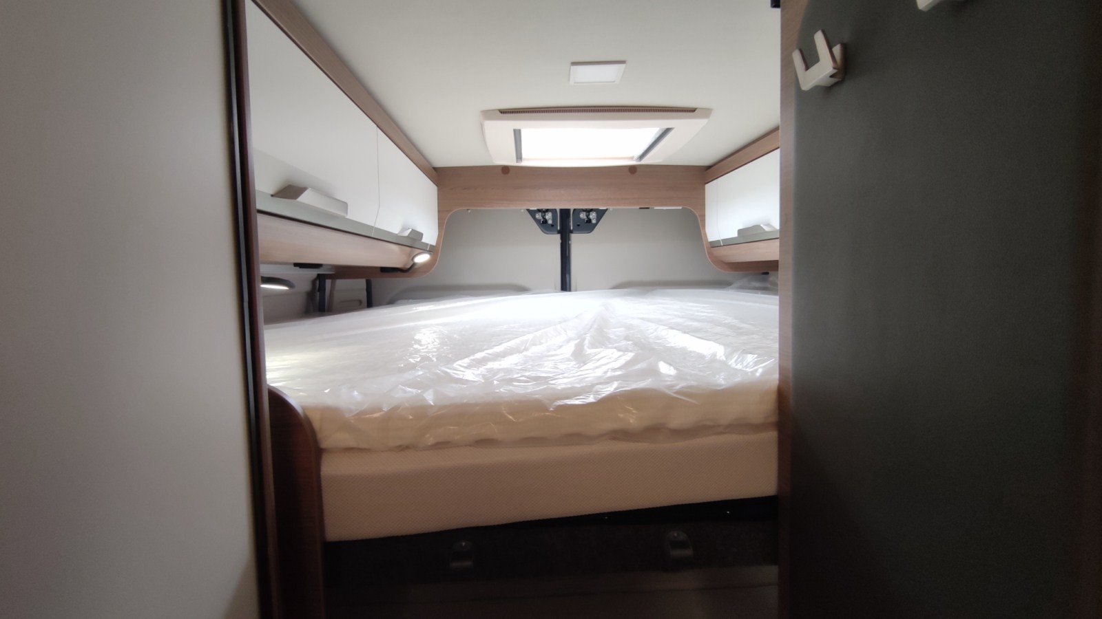 CAMPER BOXLIFE 600 MQ PLATINUM EDITION