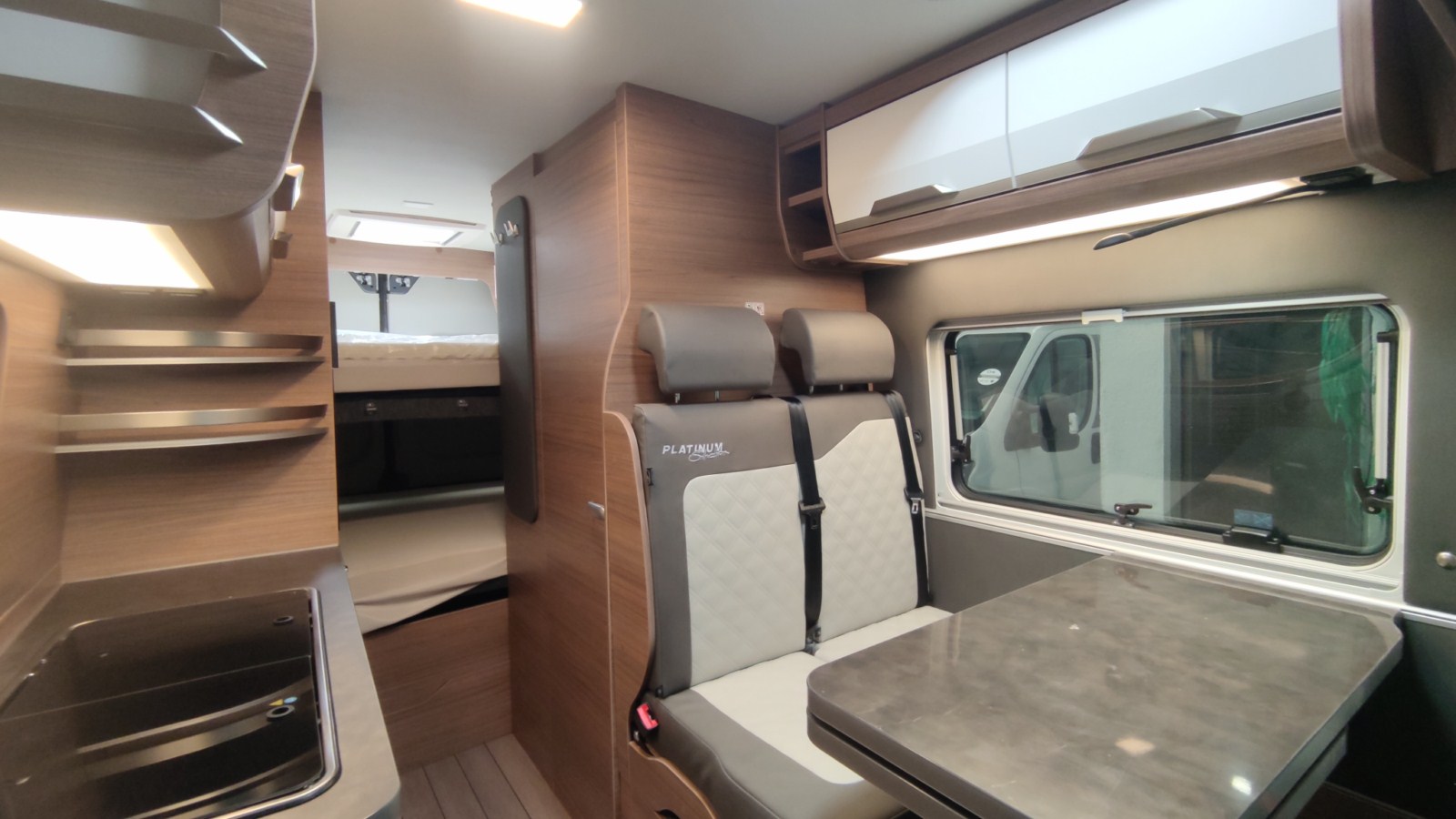 CAMPER BOXLIFE 600 MQ PLATINUM EDITION
