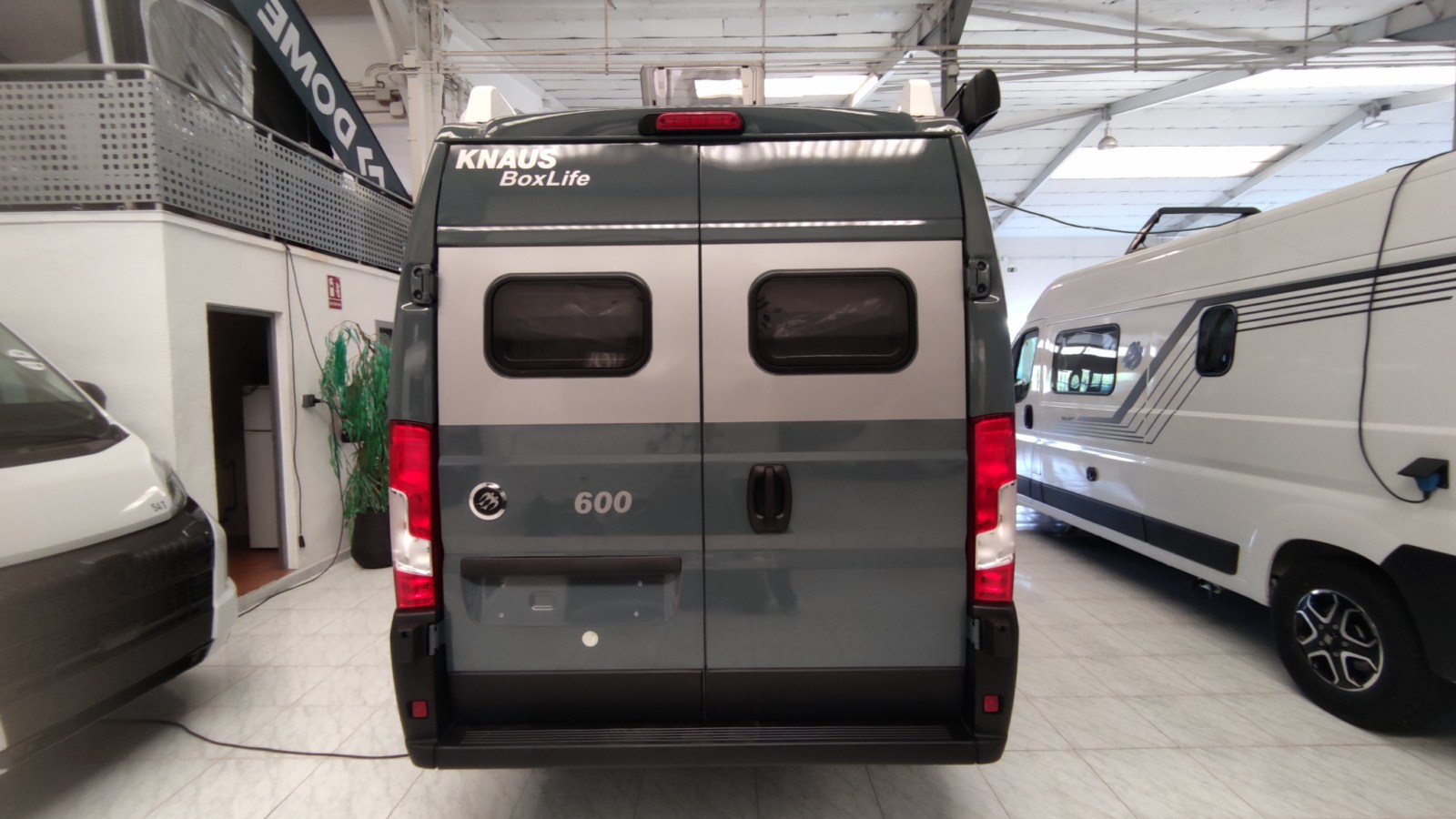 CAMPER BOXLIFE 600 MQ PLATINUM EDITION