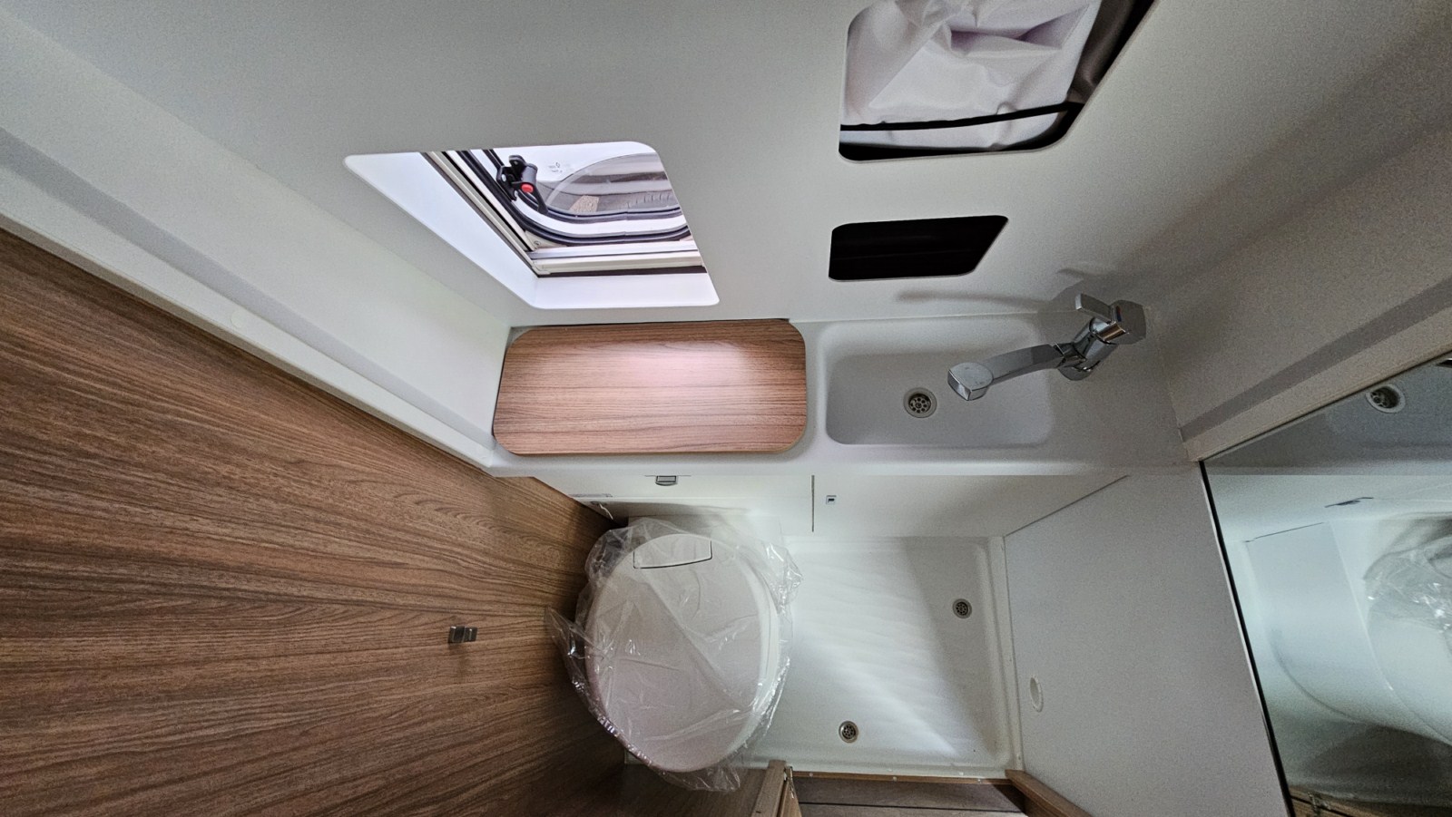 CAMPER WEINSBERG CARABUS 600 MQ