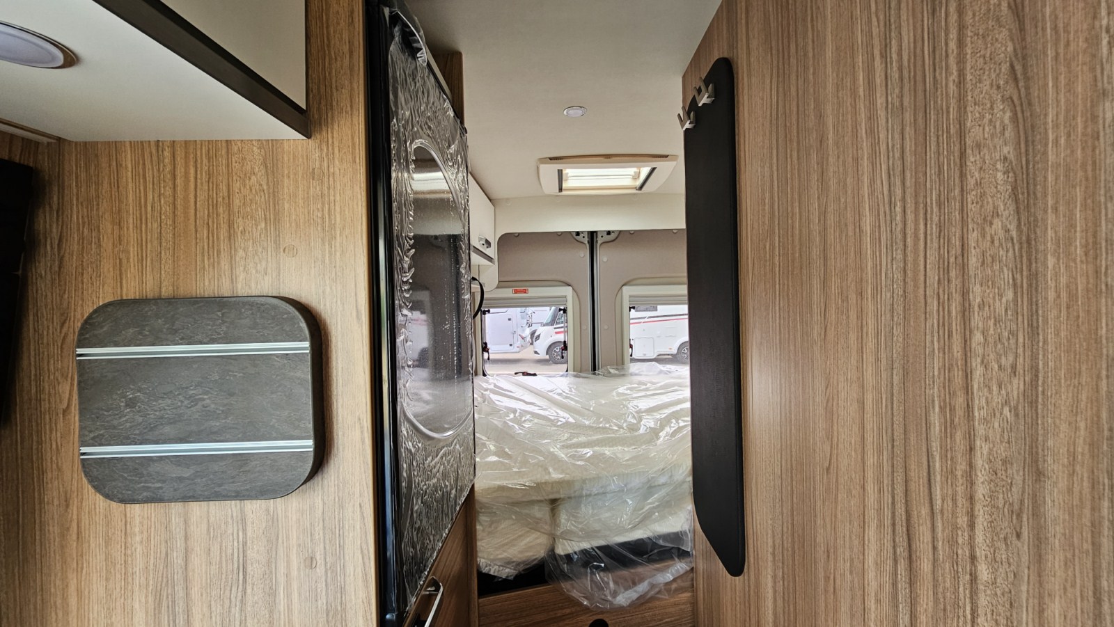 CAMPER WEINSBERG CARABUS 600 MQ