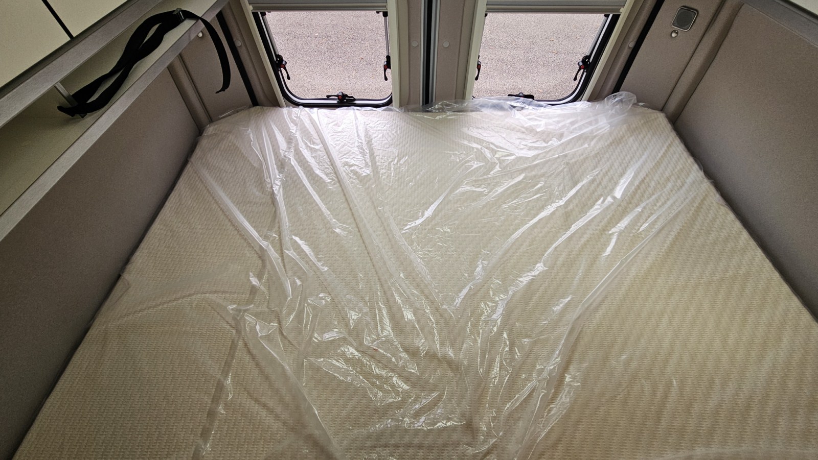 CAMPER WEINSBERG CARABUS 600 MQ