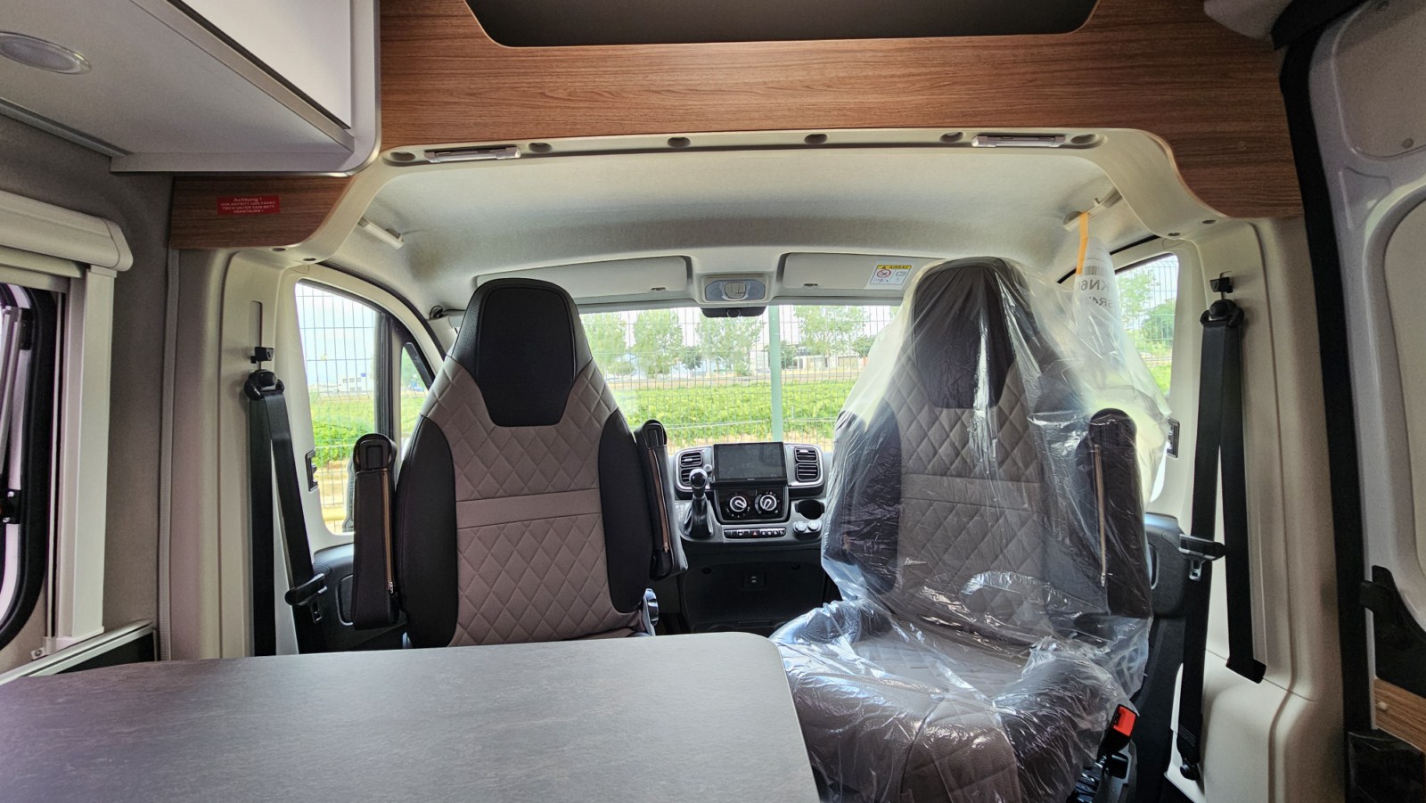 CAMPER WEINSBERG CARABUS 600 MQ