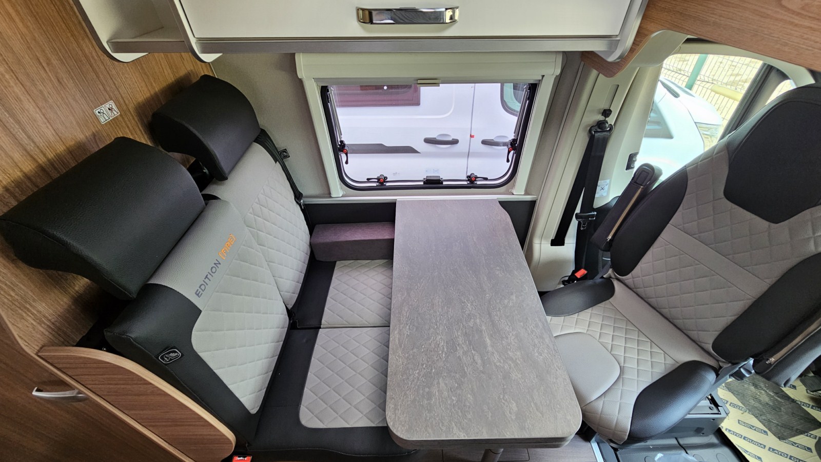 CAMPER WEINSBERG CARABUS 600 MQ