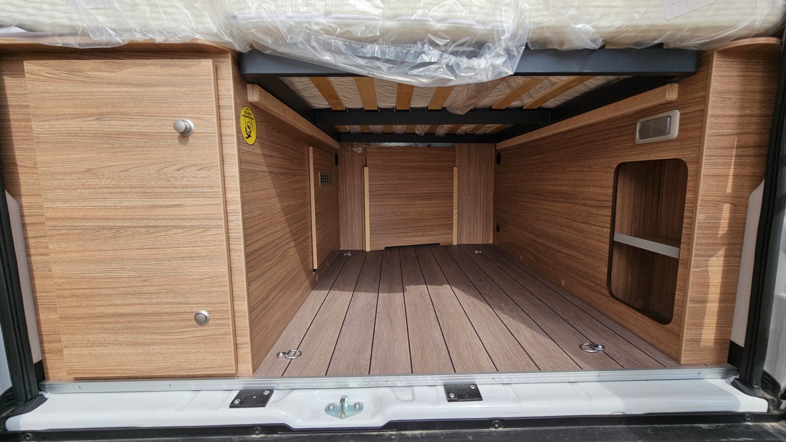 CAMPER WEINSBERG CARABUS 600 MQ