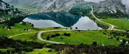 Asturias en autocaravana: las rutas más espectaculares y consejos que te salvarán el viaje