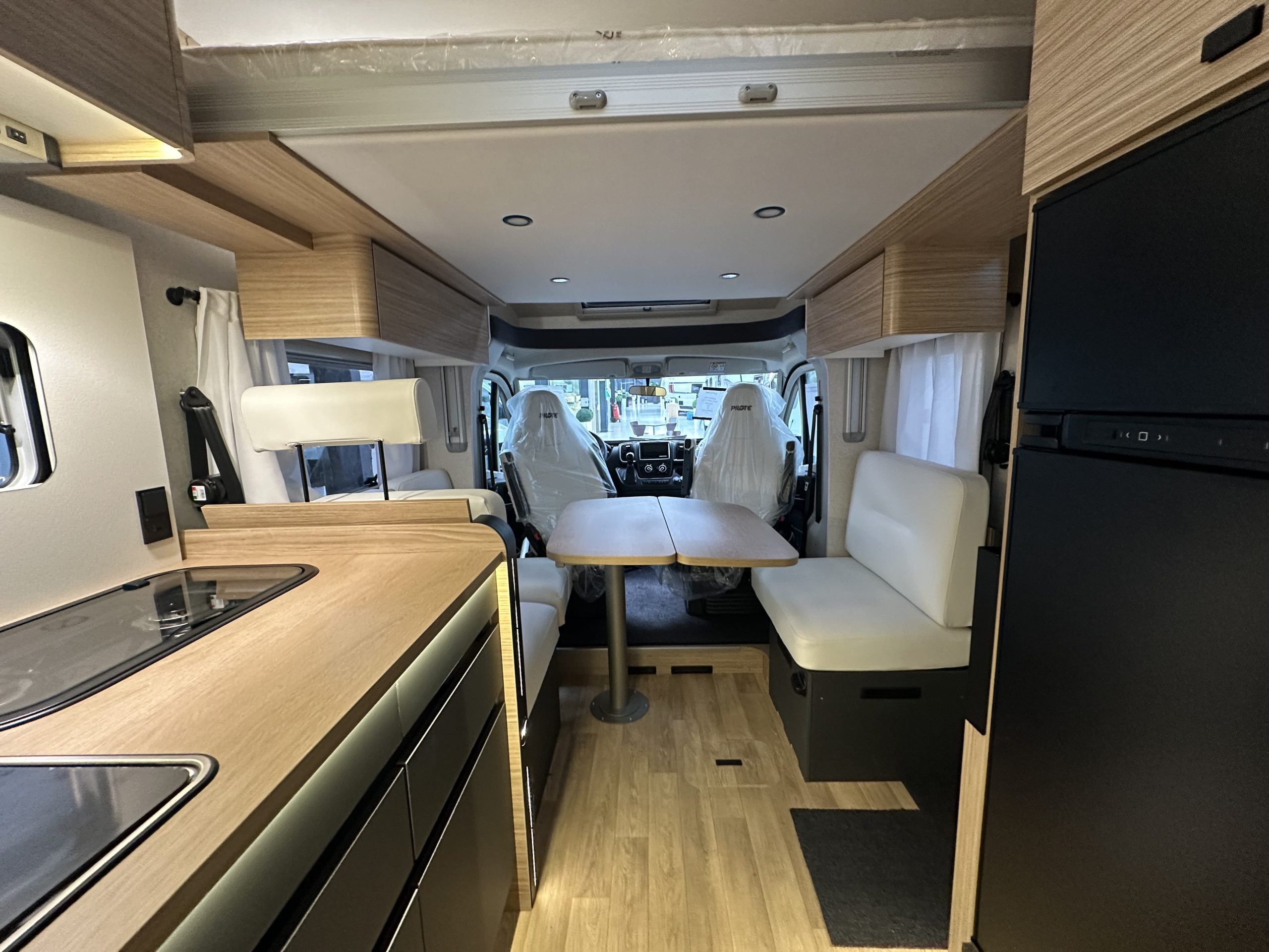 AUTOCARAVANA PILOTE P740FGJ EVIDENCE