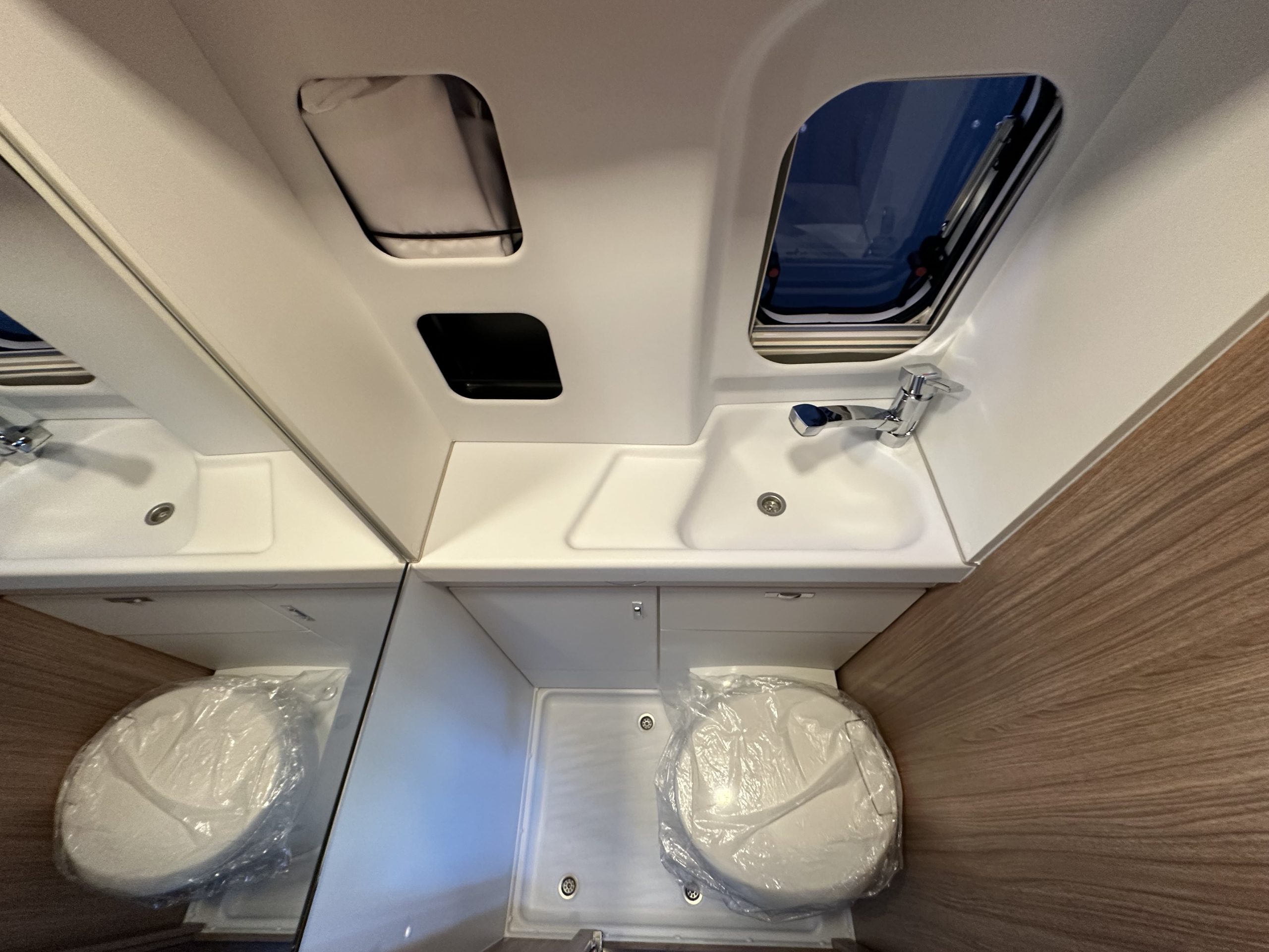 CAMPER WEINSBERG CARABUS 550 MQ FORD