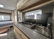 CARAVANA FENDT BIANCO ACTIV 560 SKM