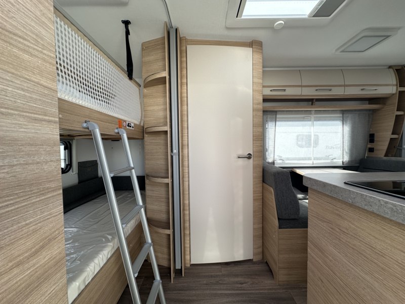 CARAVANA FENDT BIANCO ACTIV 550 KMG