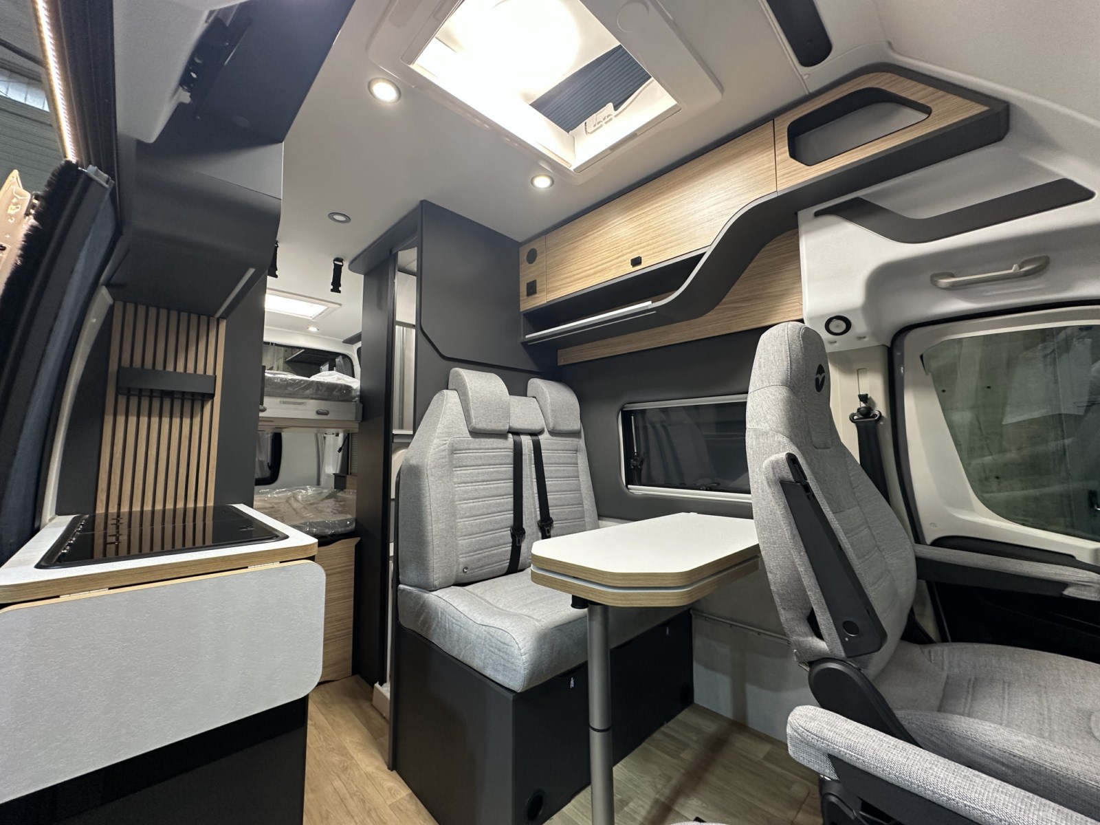 CAMPER PILOTE V633 M EXPRESSION