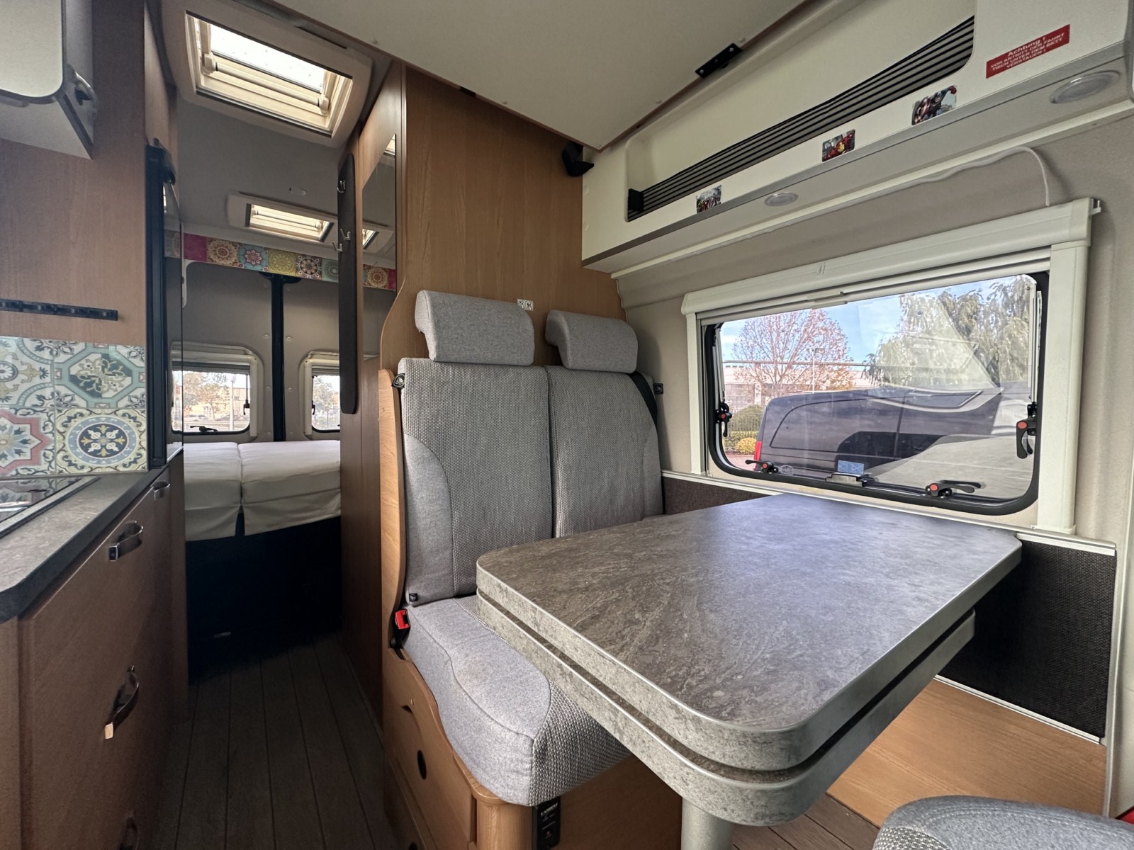 CAMPER SEGUNDA MANO WEINSBERG CARABUS 600 DQ