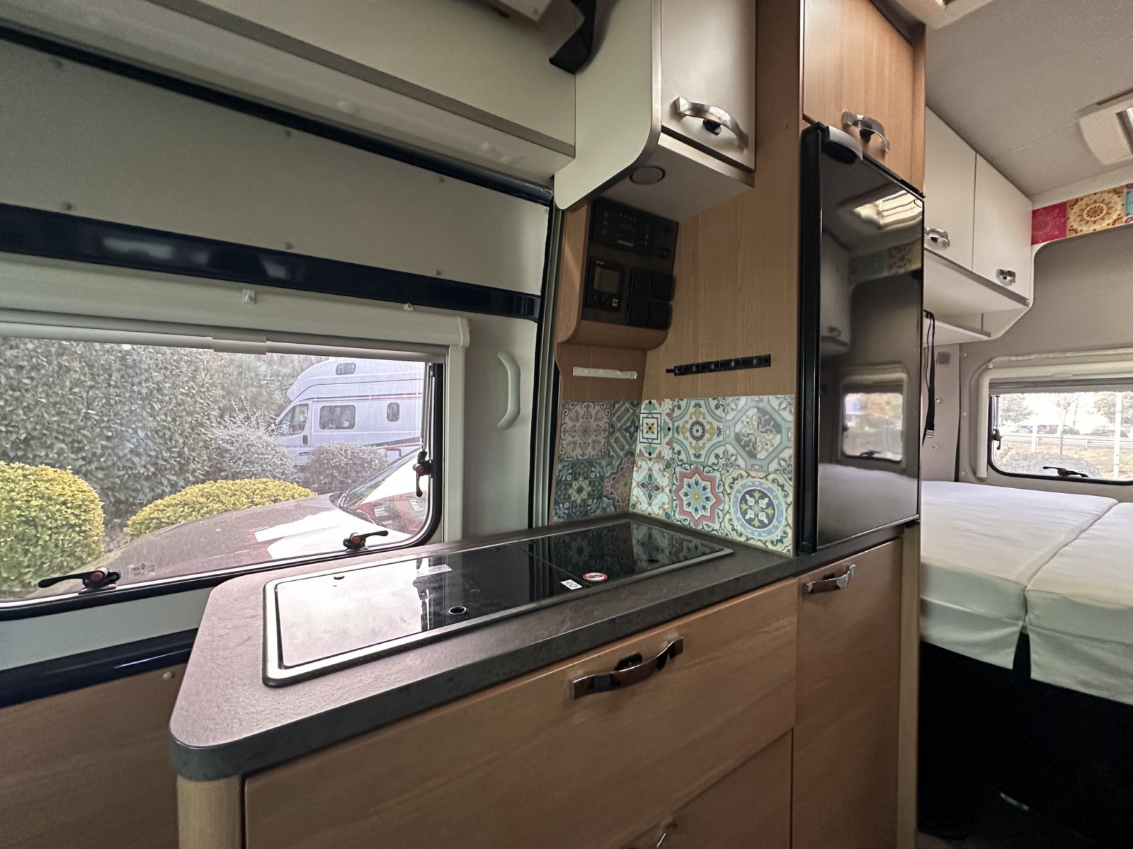 CAMPER SEGUNDA MANO WEINSBERG CARABUS 600 DQ