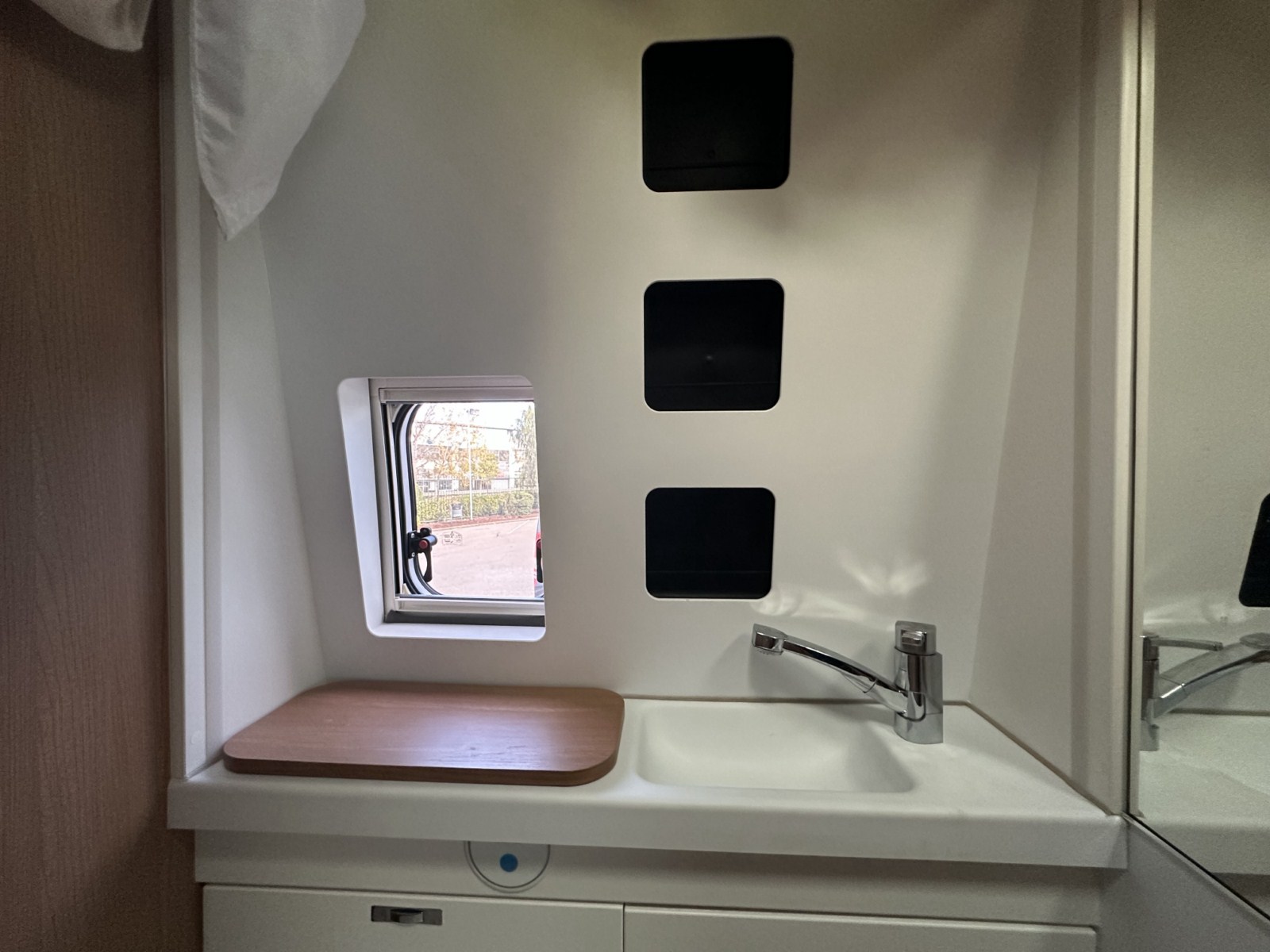 CAMPER SEGUNDA MANO WEINSBERG CARABUS 600 DQ