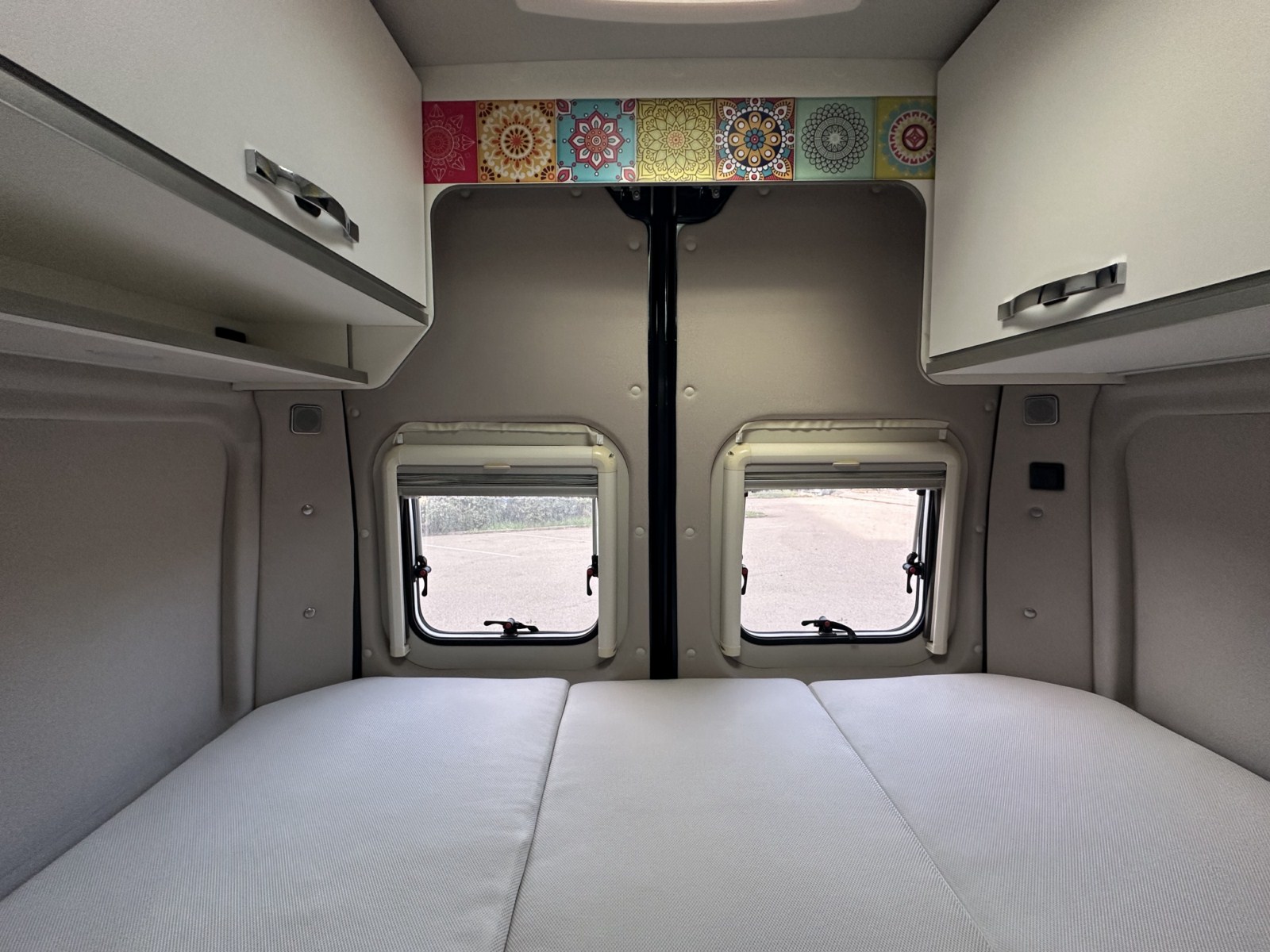 CAMPER SEGUNDA MANO WEINSBERG CARABUS 600 DQ